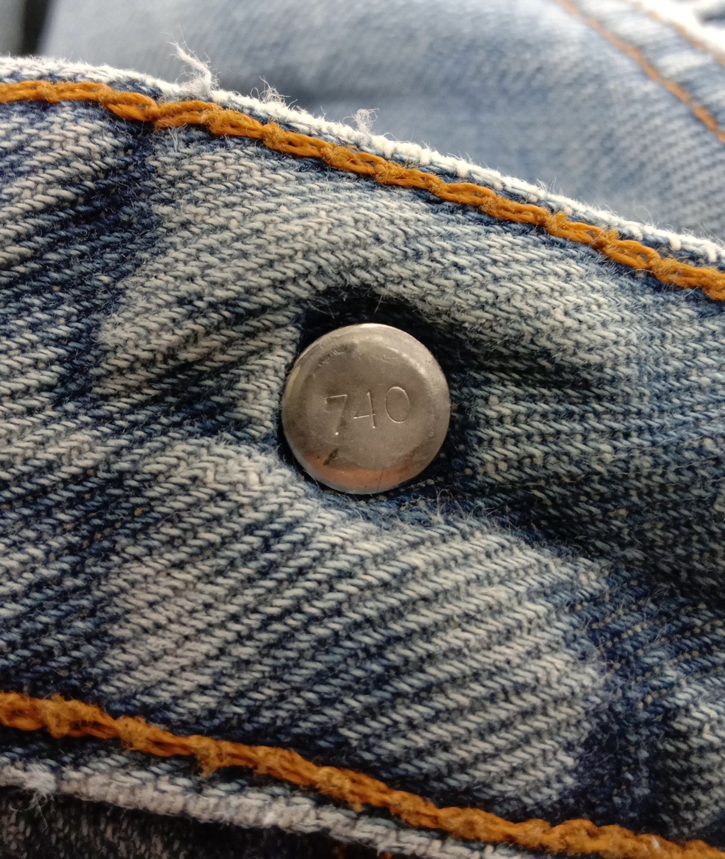 Levi's Vintage Levi's 505 Jeans Regular Fit Distressed Denim Size US 36 / EU 52 - 10 Thumbnail