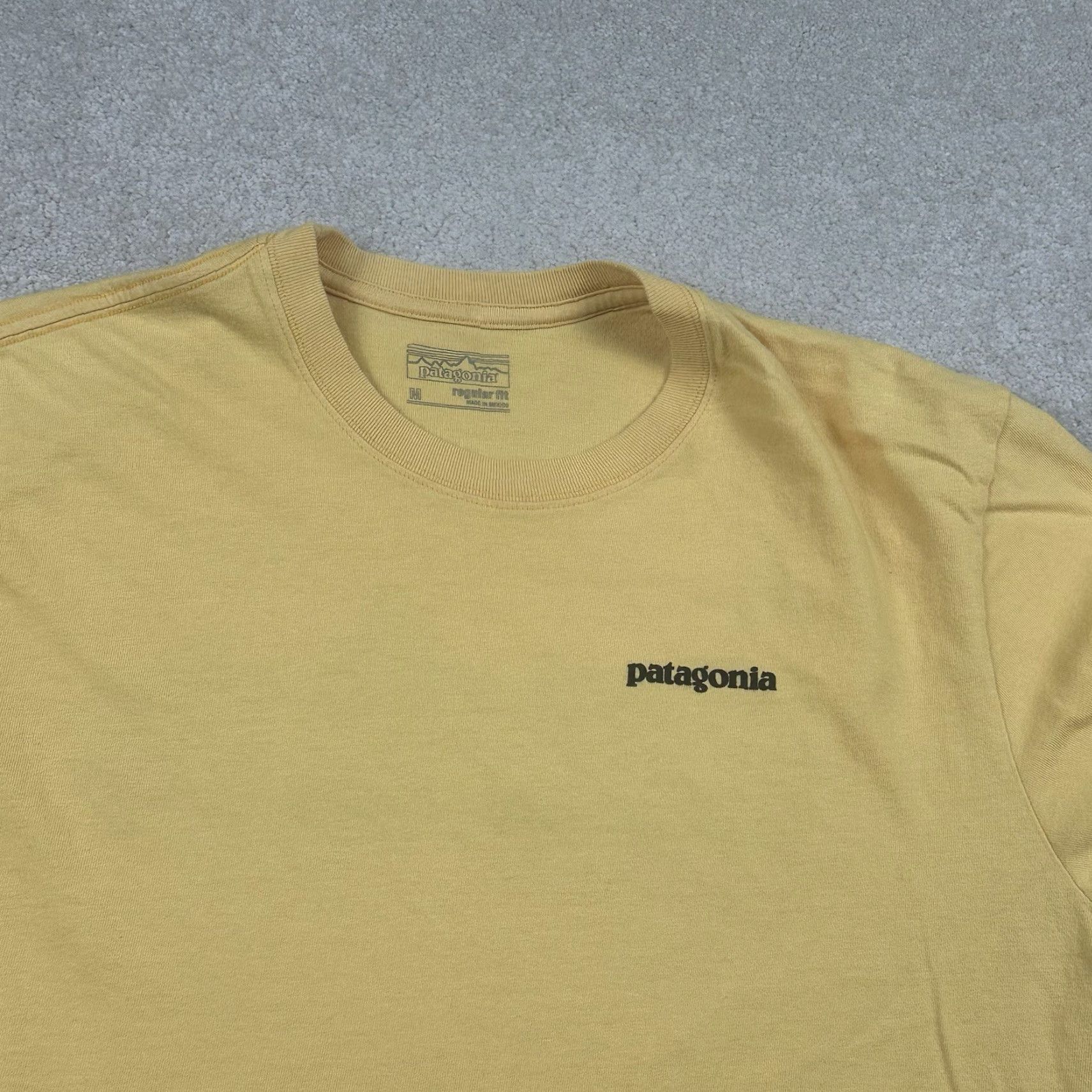Patagonia Patagonia T Shirt Mens Medium Yellow Double Sided Hiking Outdoor Regular Fit Mens Size US M / EU 48-50 / 2 - 2 Thumbnail