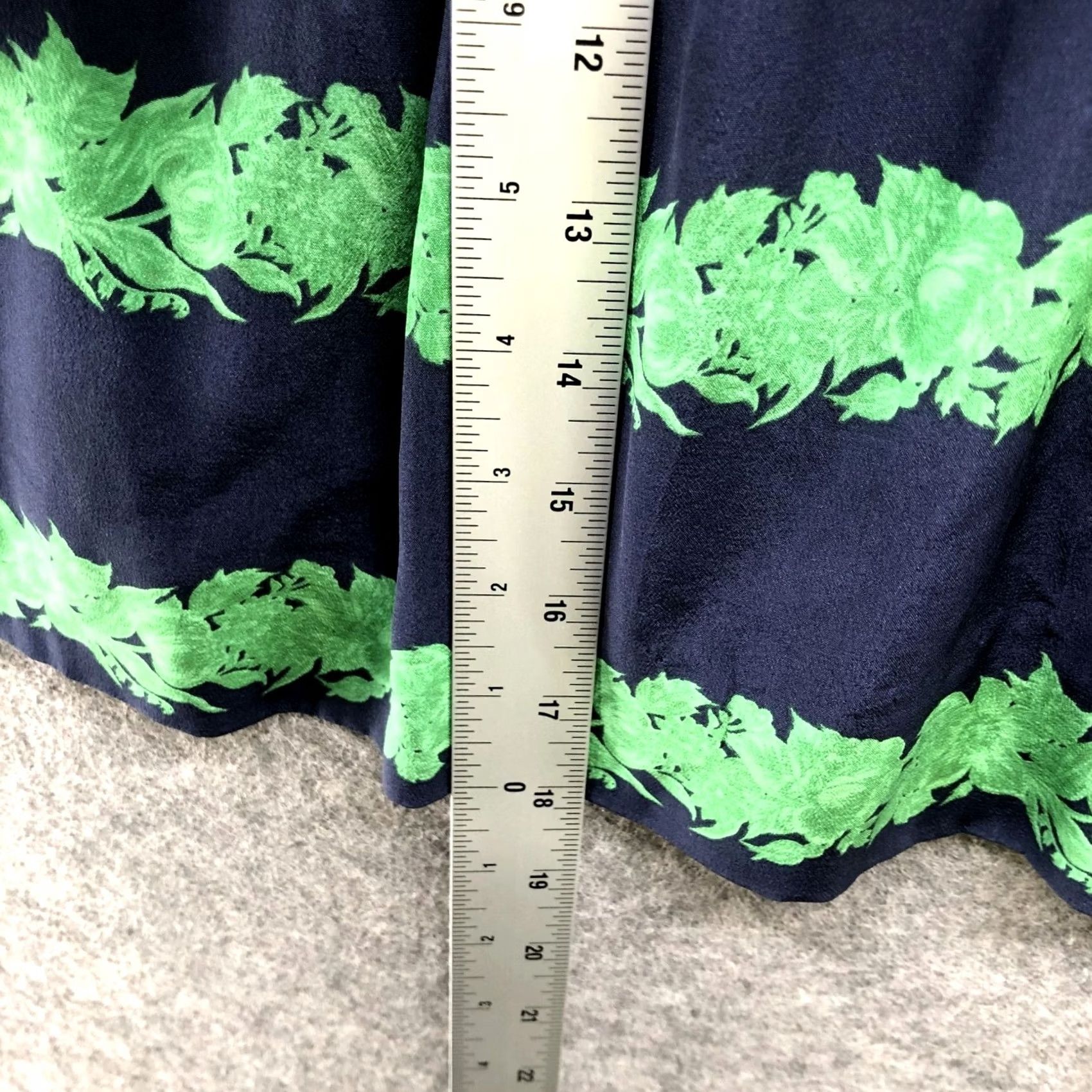 J.Crew J. Crew Silk Mini Skirt Size 2 Pleated Blue Green Stripe Floral Womens Skirt Short Lightweight Lined Zip Spring Summer Milky Way Size 26" / US 2 / IT 38 - 3 Thumbnail