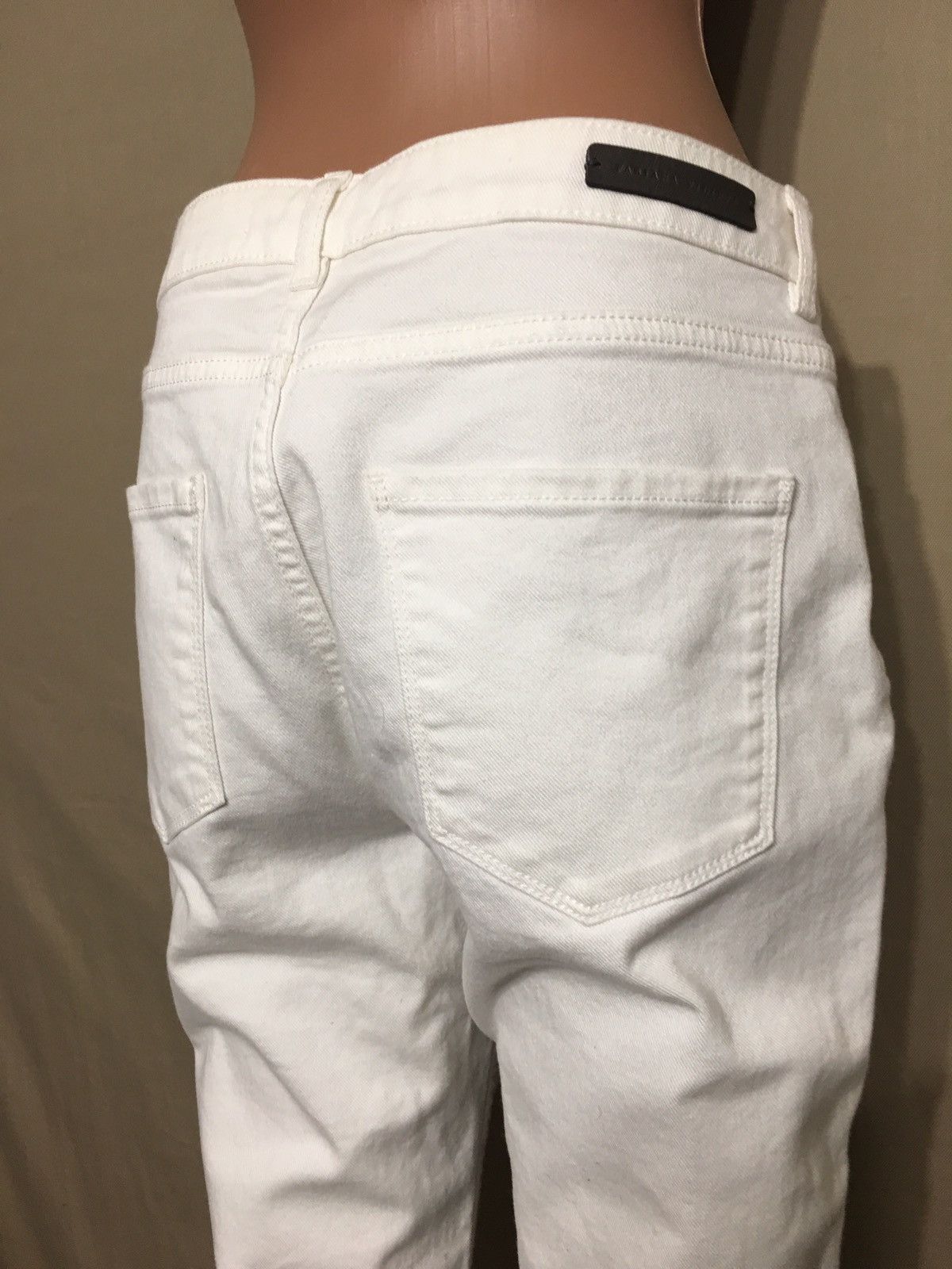 Fabiana Filippi Fabiana Filippi Slim Cut Beaded Cuff Jeans White RRP $550 Size 34" / US 12 / IT 48 - 7 Thumbnail