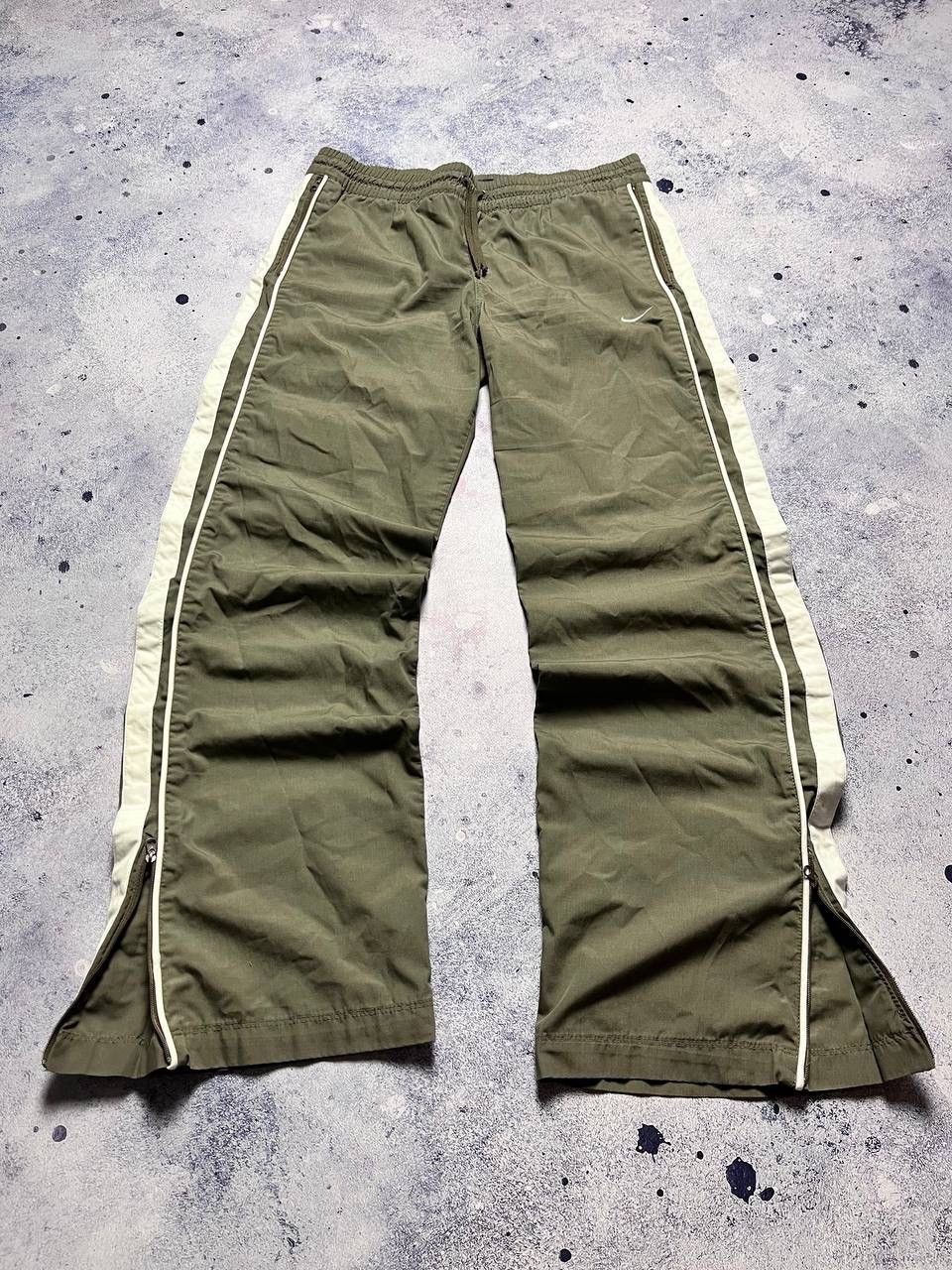 Nike Nike 90’s Vintage Baggy Trackpants Y2K Hype Drill Gorpcore Size US 30 / EU 46 - 5 Thumbnail