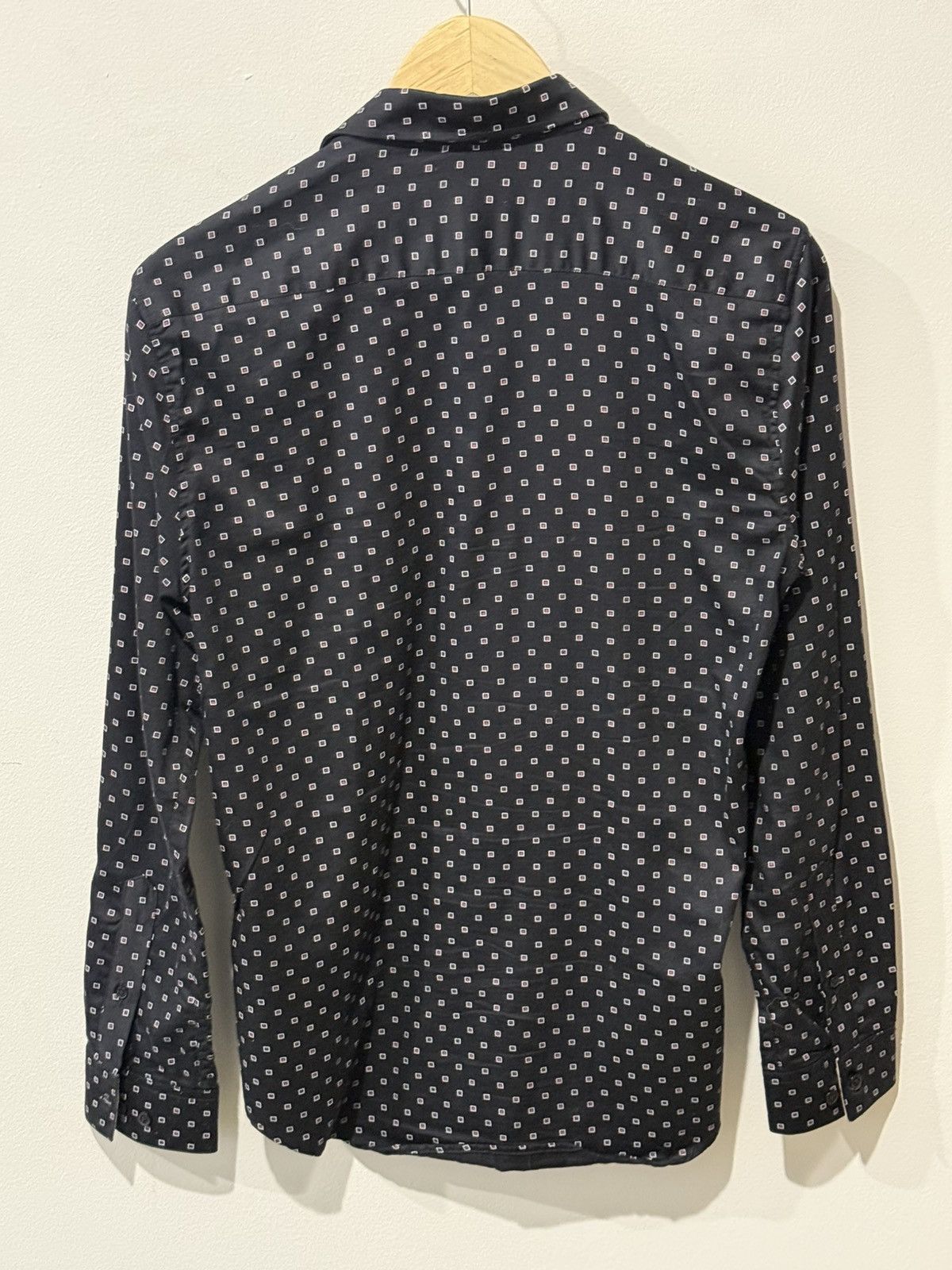 Burberry Vintage Burberry Button Up Tee Black and Red Size US S / EU 44-46 / 1 - 6 Thumbnail