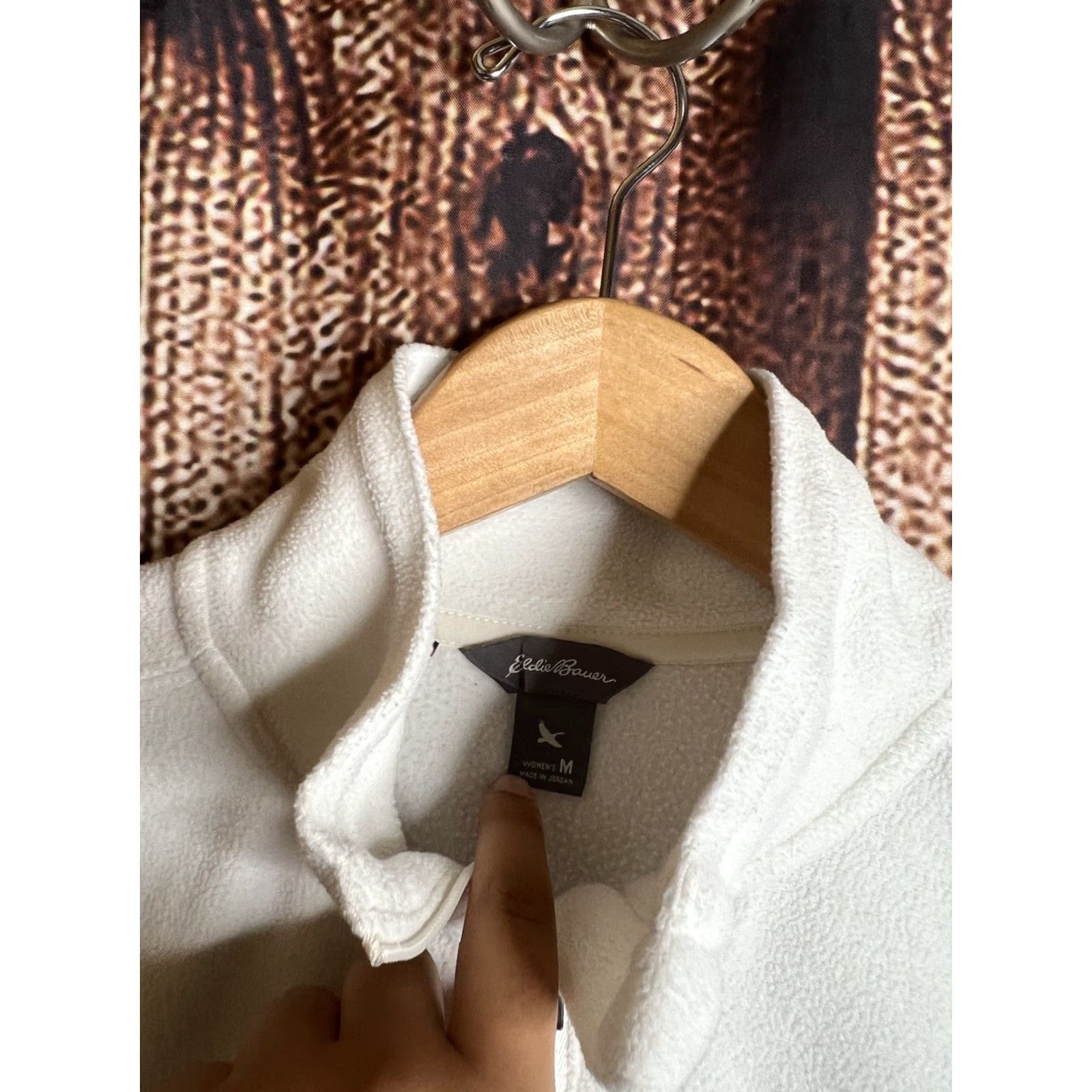 Eddie Bauer EDDIE BAUER Pullover Jacket Womens M White Fleece 1/4 Zip Embroidered Pockets Solid Mid-Length Jacket Womens Regular Size M Size M / US 6-8 / IT 42-44 - 2 Thumbnail