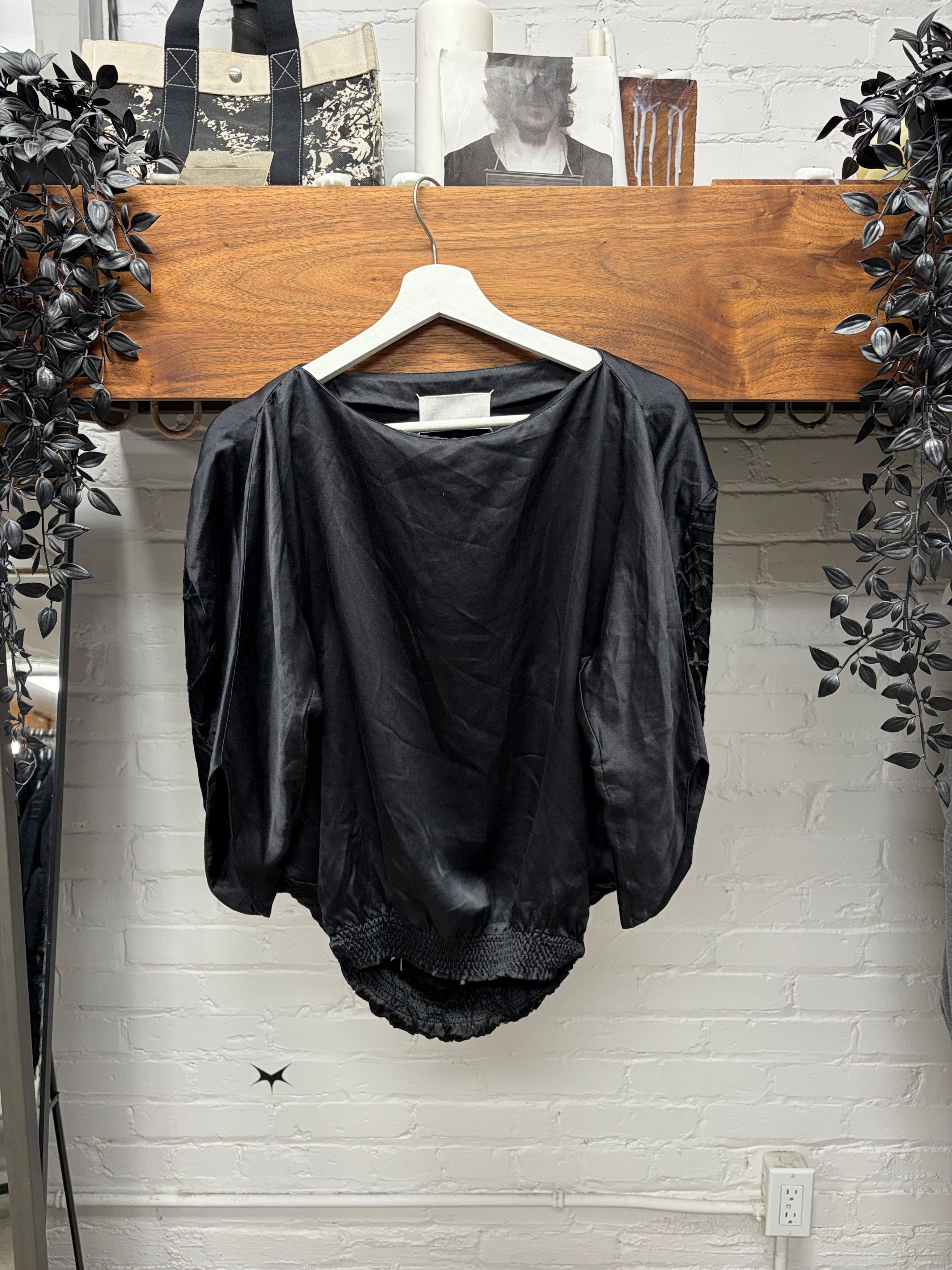Maison Margiela AW2007 Maison Margiela Black Silk ‘Spiderweb’ Cocoon Top Size M / US 6-8 / IT 42-44 - 3 Thumbnail
