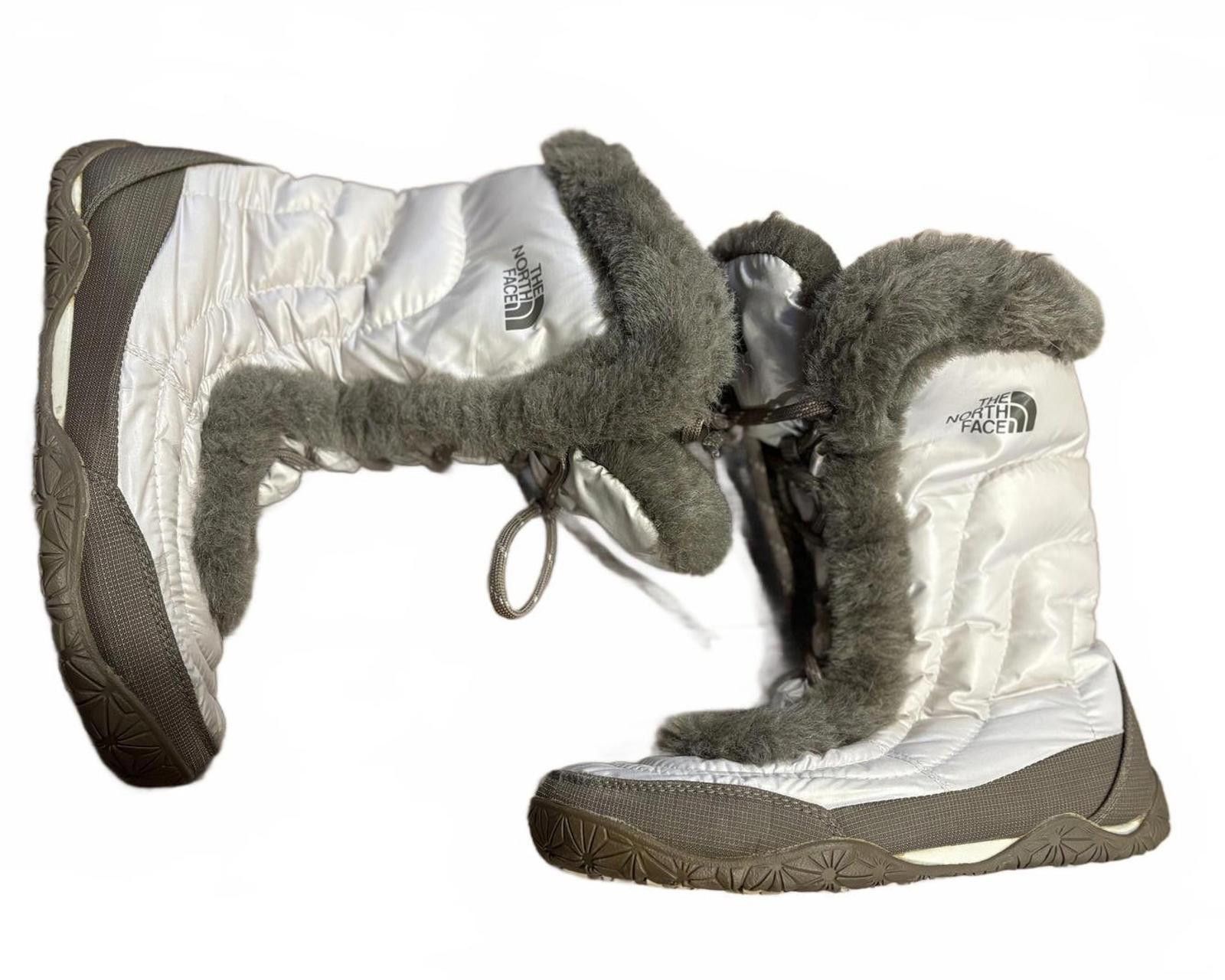 The North Face NEW North Face Women's Goose Down Boots Faux Fur Trim 6.5 Size US 6.5 / IT 36.5 - 1 Thumbnail