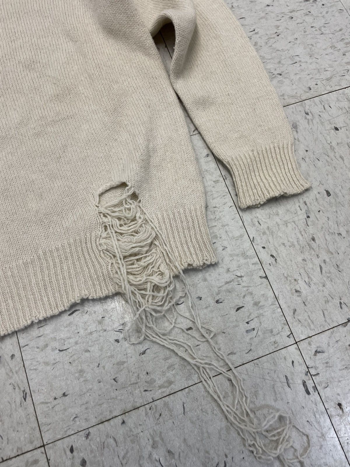 Maison Margiela Distressed Destroyed Crewneck Sweater Wool Size US S / EU 44-46 / 1 - 4 Thumbnail