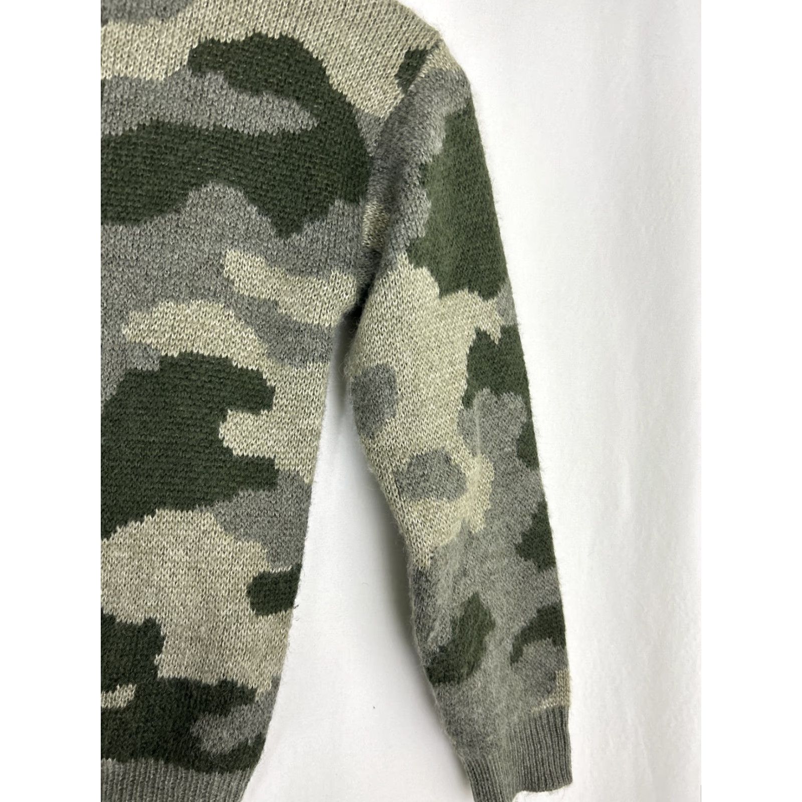 Lucky Brand Lucky Brand Green Camo Wool Blend Pullover Women's Small Sweater - Camouflage Knit, Round Neck, Casual, Regular Fit, Fall Winter Spring Size S / US 4 / IT 40 - 4 Thumbnail