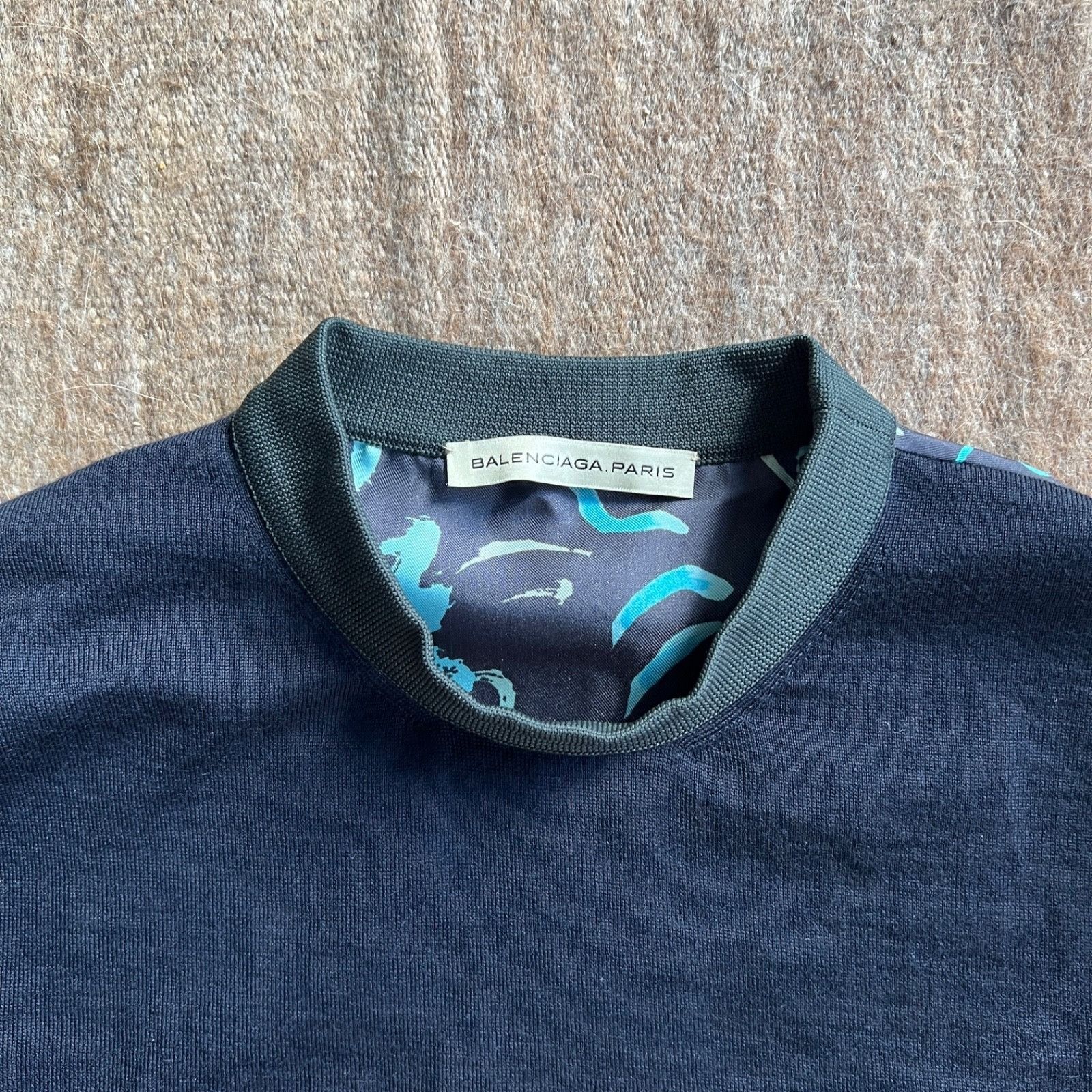 Balenciaga Balenciaga Paris Abstract Back Print Sweater 9493AC Size M / US 6-8 / IT 42-44 - 3 Thumbnail
