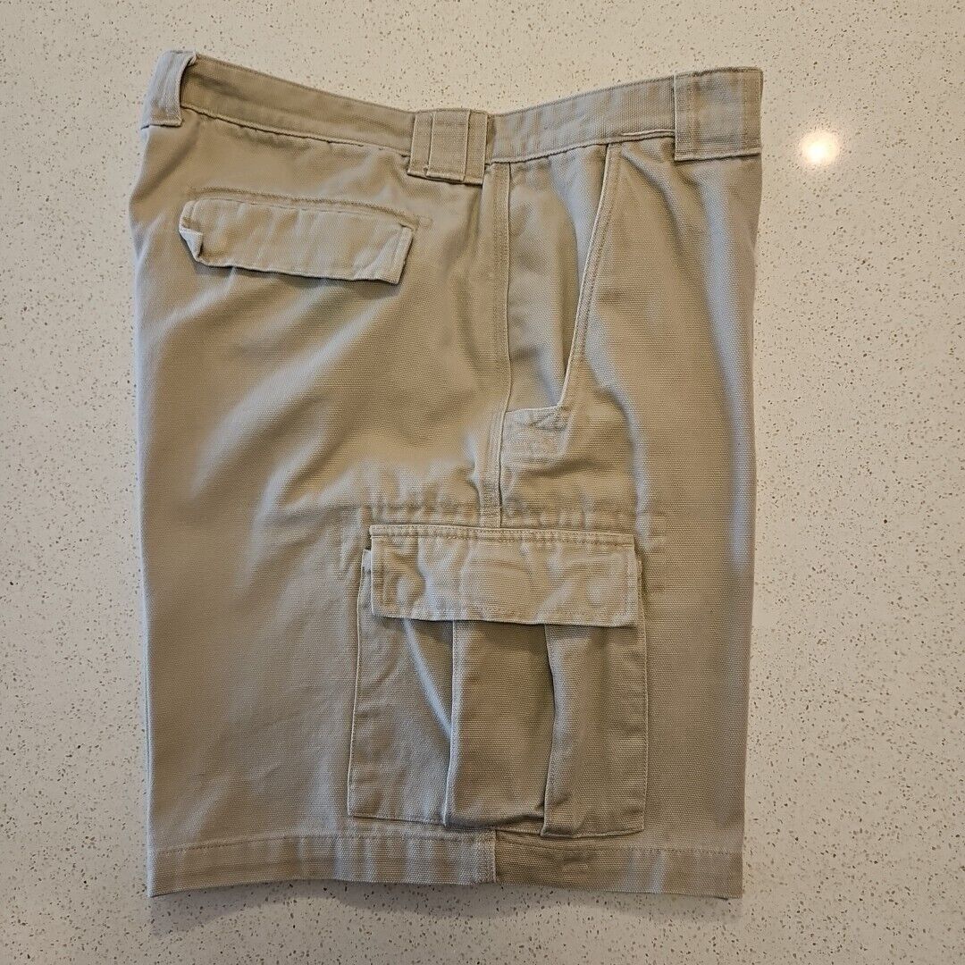 Duluth Trading Company Duluth Trading Cargo Shorts Mens Sz 40 Tan Heavyweight Fireh Size US 40 / EU 56 - 2 Thumbnail