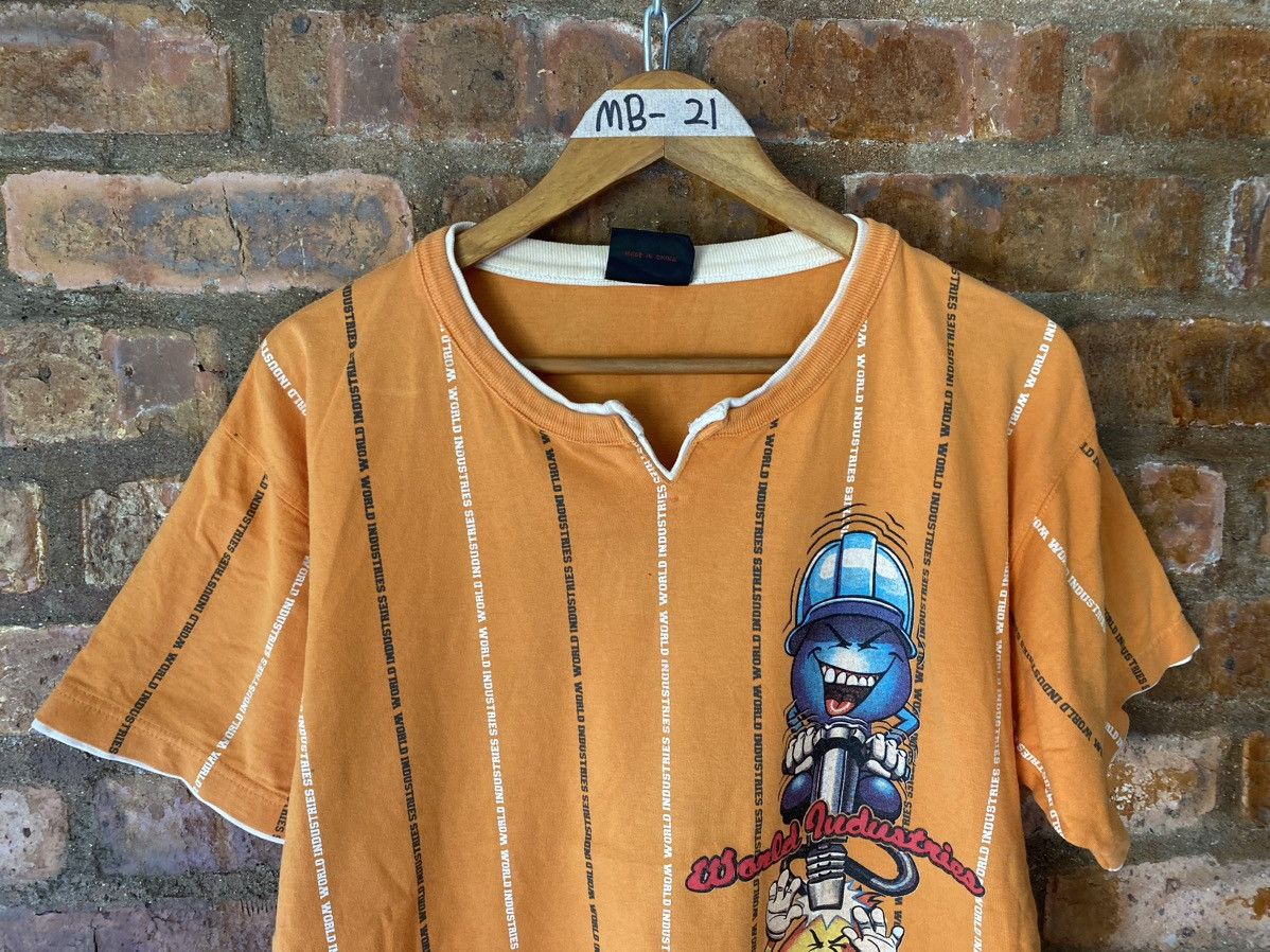 World Industries 🔥1990s World Industries Anime grind tee Size US L / EU 52-54 / 3 - 3 Thumbnail