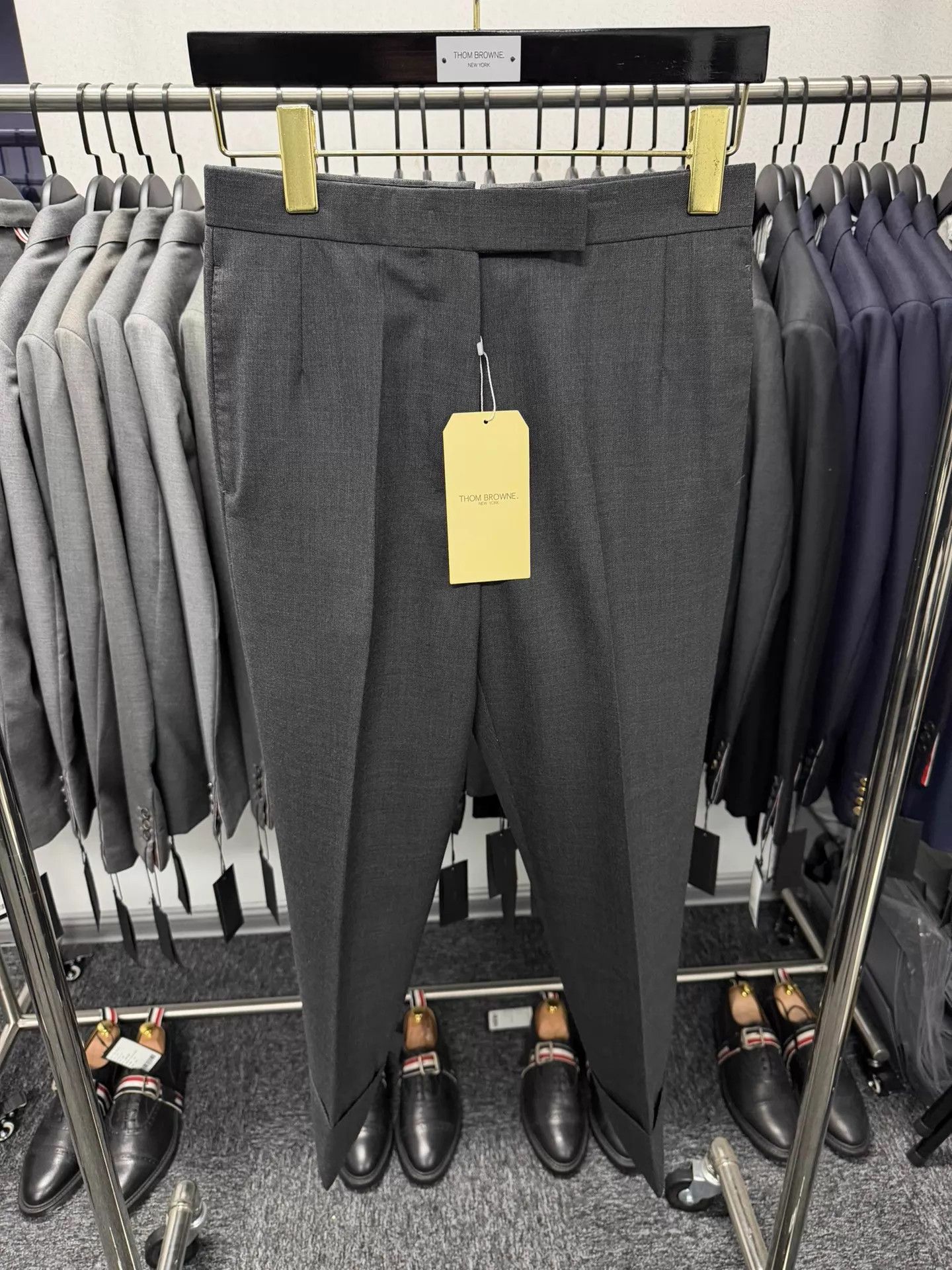 Thom Browne Thom Browne Women's Classic Charcoal Gray Trousers Size 38 Size 26" / US 2 / IT 38 - 1 Thumbnail