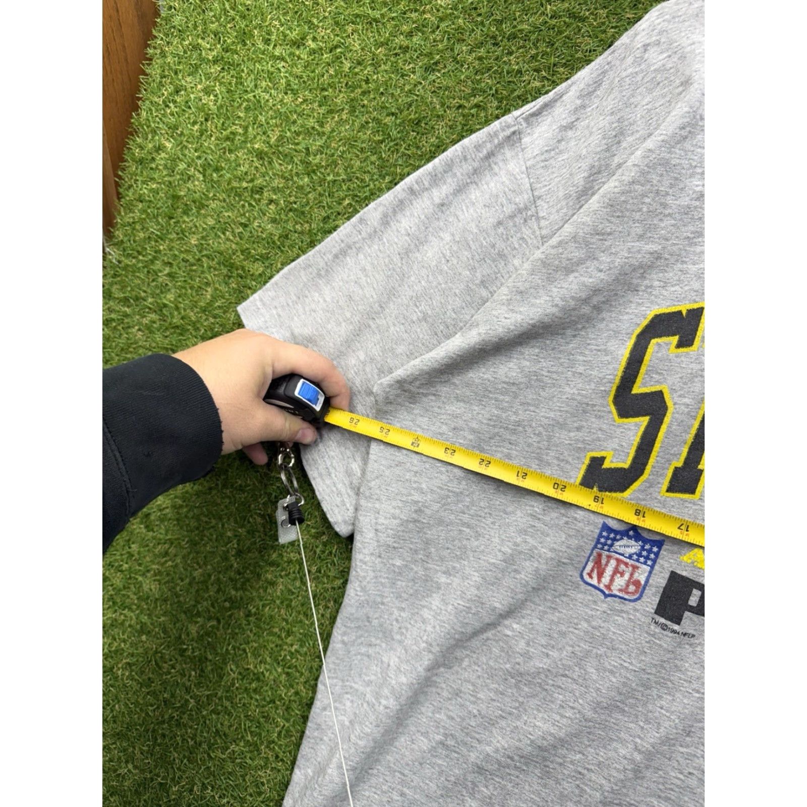 NFL VINTAGE NFL Pittsburgh Steelers Shirt Mens 2XL Gray 90s Retro Logo Football NFL Pro Line Shirt 2XL Mens Gray Size US XXL / EU 58 / 5 - 5 Thumbnail