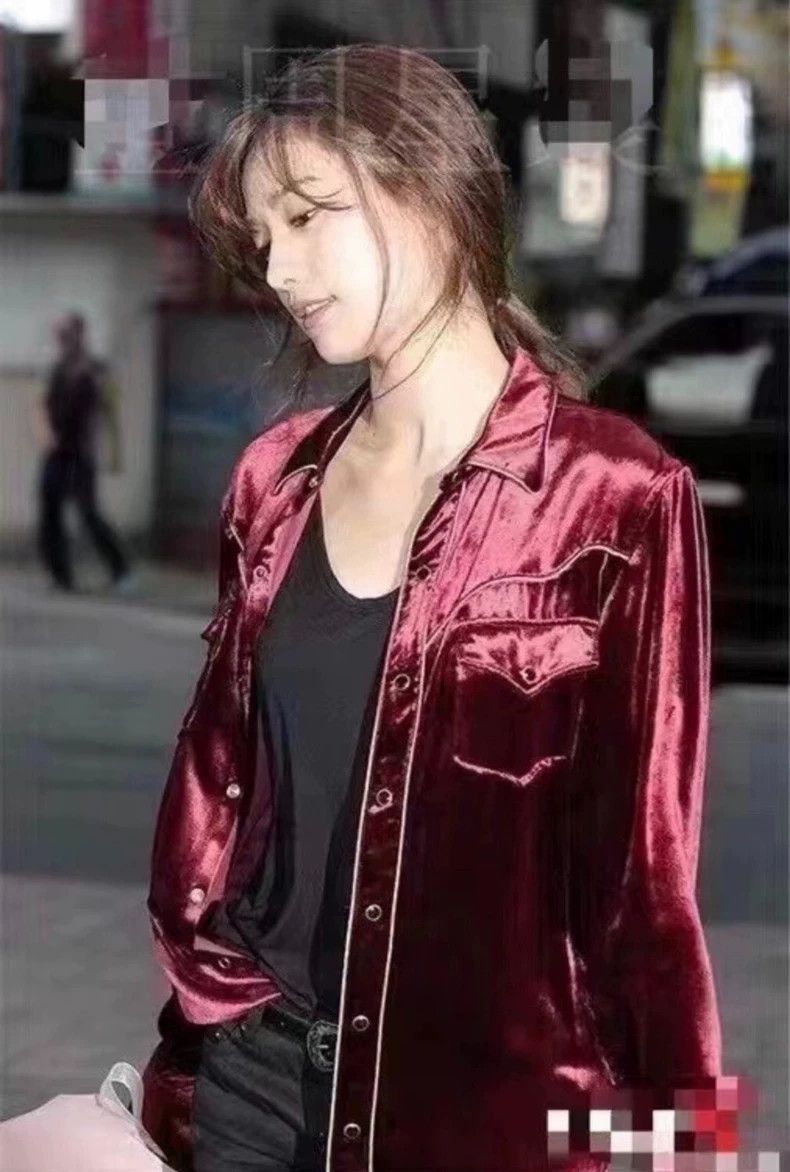 Saint Laurent Paris Saint Laurent Paris Saint Laurent Red Velvet Shirt-2506 Size US S / EU 44-46 / 1 - 9 Thumbnail