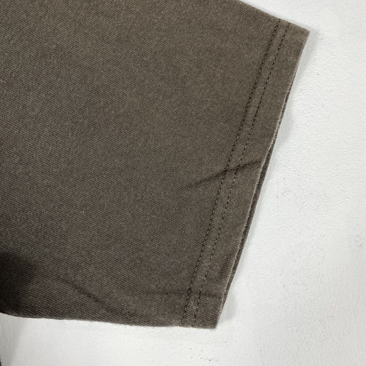 Stussy VINTAGE 00's STUSSY LAURA COMPARED TO WHAT PHOTO TEE Size US S / EU 44-46 / 1 - 5 Thumbnail