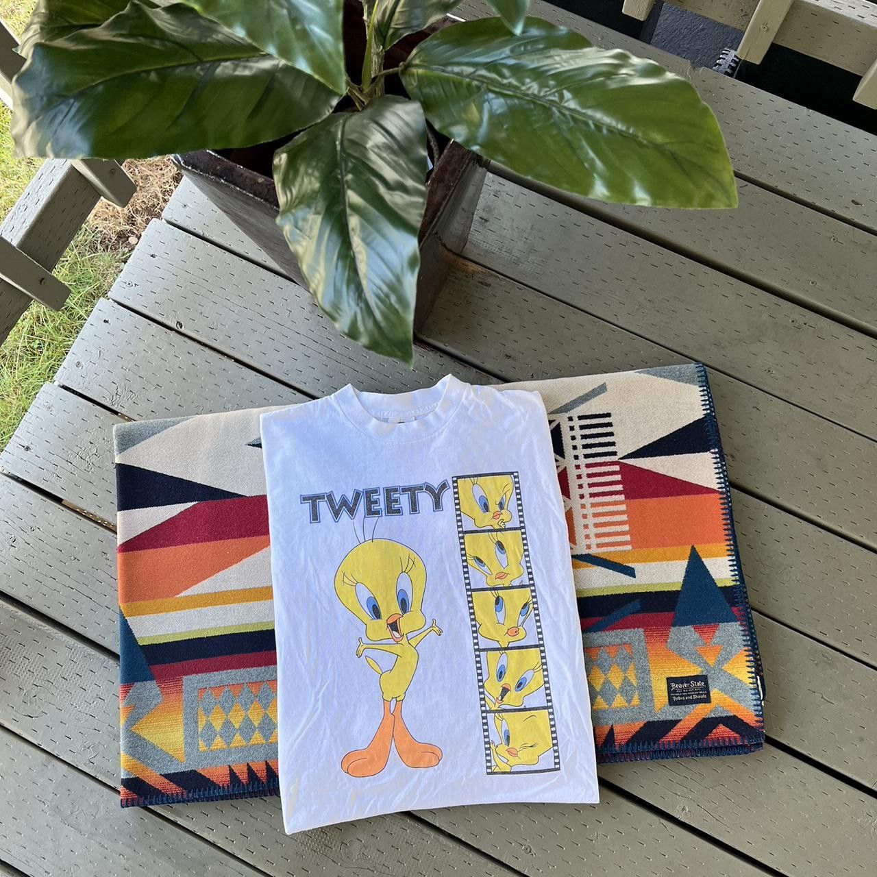 Vintage Vintage Tweety Bird Shirt Size US L / EU 52-54 / 3 - 2 Thumbnail