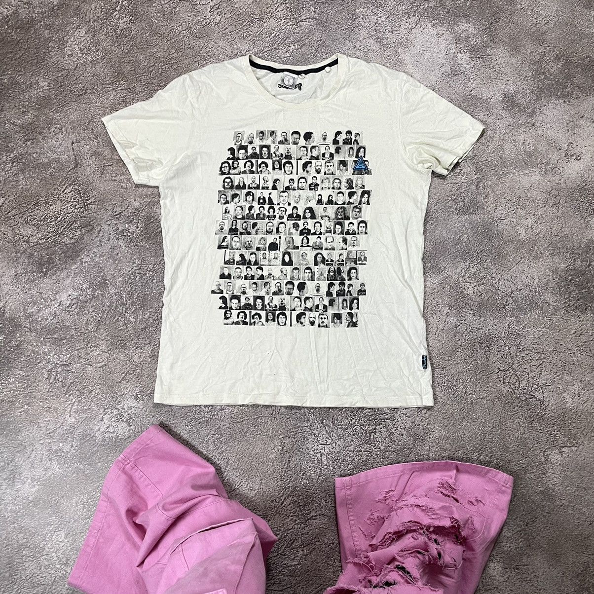 Vintage Vintage Y2K All Over Print Graphic Tee Mugshots Streetwear X Size US XL / EU 56 / 4 - 1 Thumbnail