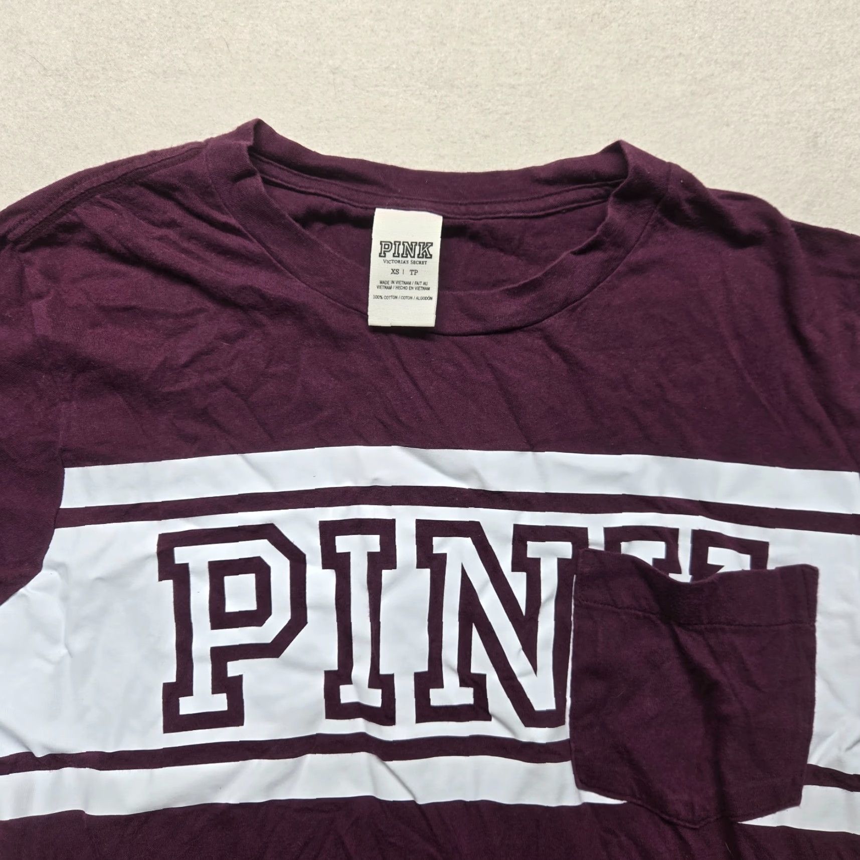 Victoria's Secret VS Pink Victoria's Secret - T-Shirt - Shirt - Adult Women - XS - Purple - Pocket Tee - 90s? (No, avoid new details) Size XS / US 0-2 / IT 36-38 - 2 Thumbnail
