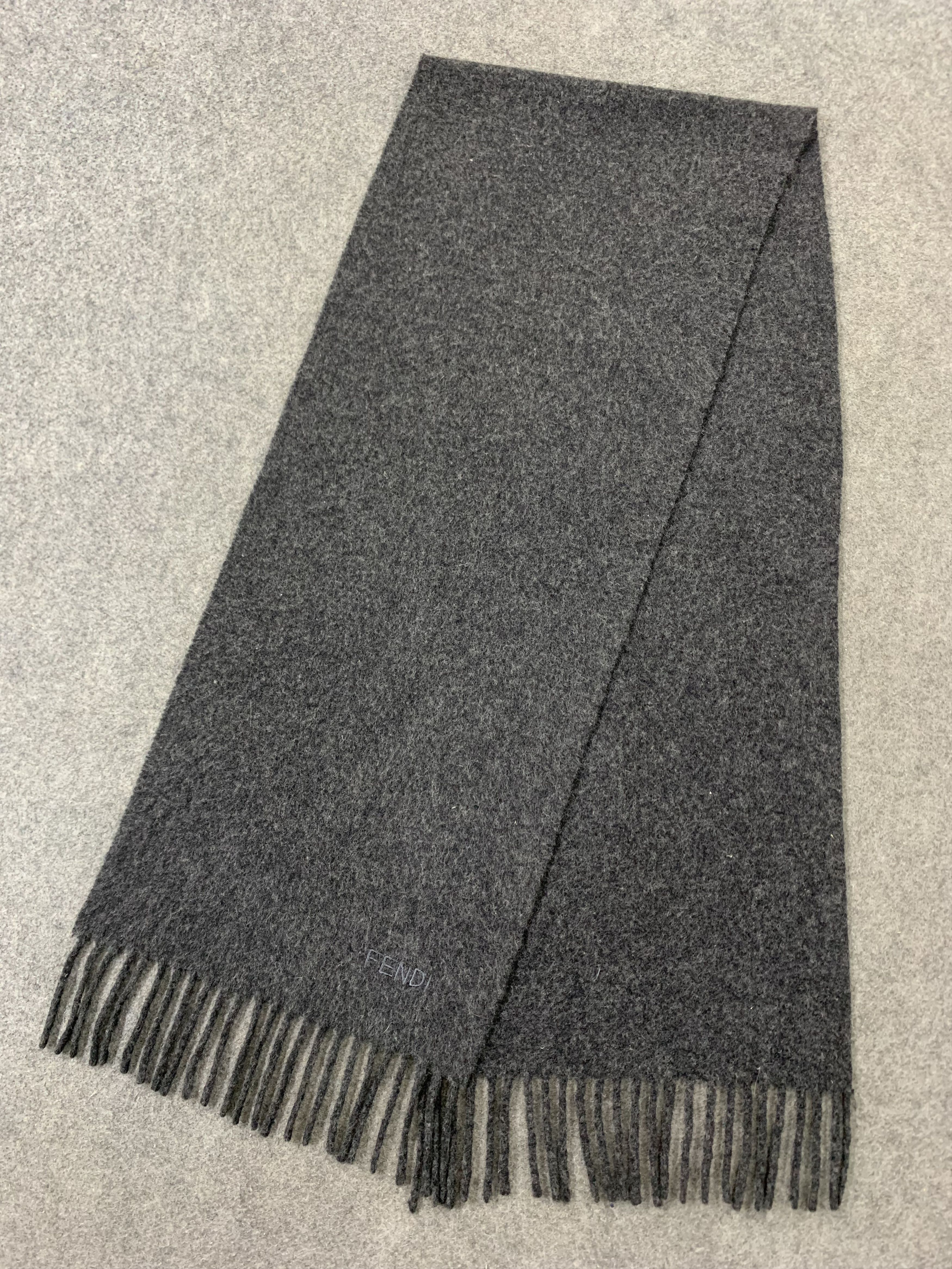 Fendi Fendi Scarf Wool Muffler Neck Wrap BL9300 Size ONE SIZE - 4 Thumbnail
