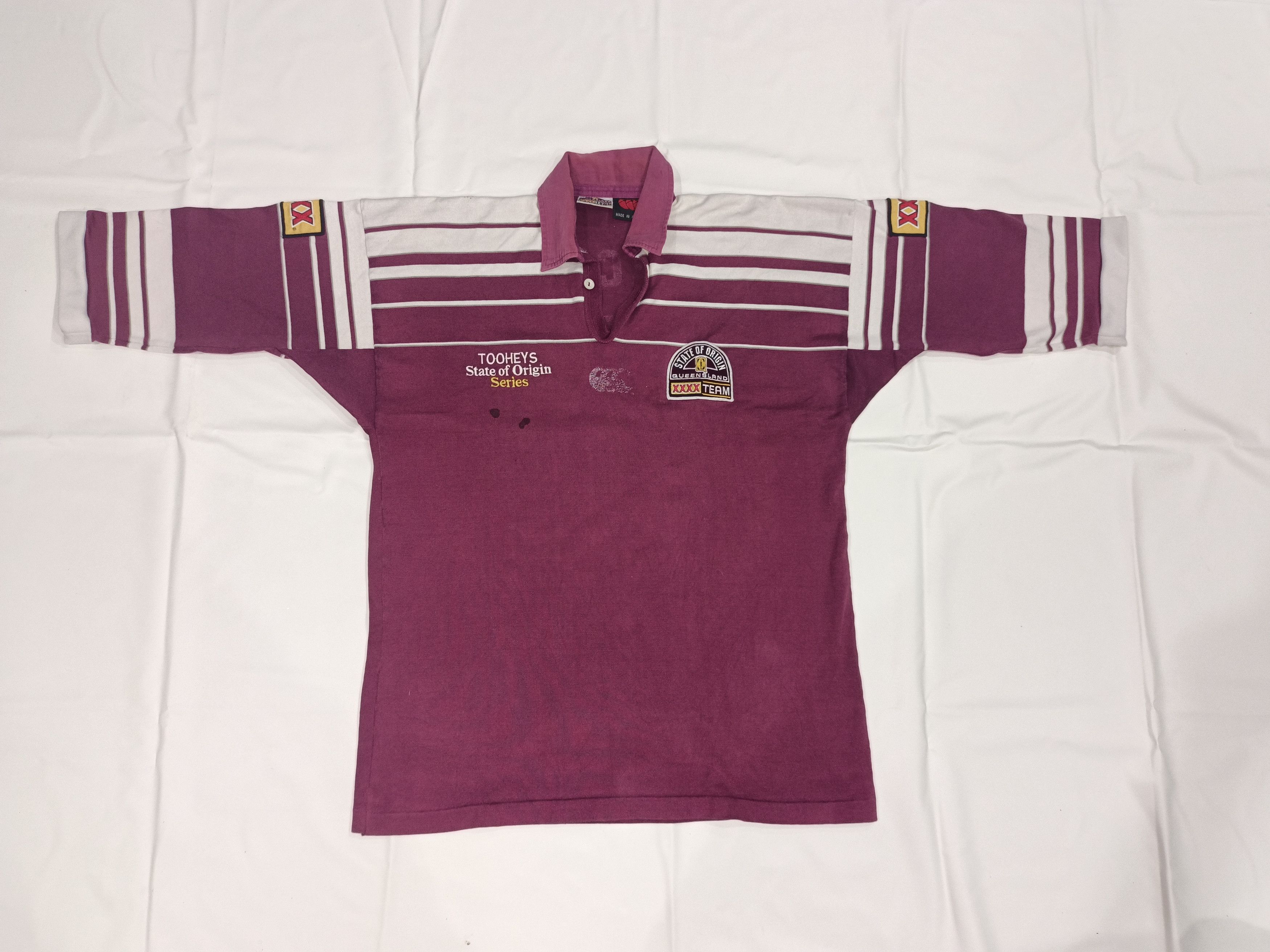 image of Canterbury Of New Zealand x Jersey Vintage 1996 Queensland Maroon Rugby League Jersey (Size XL)