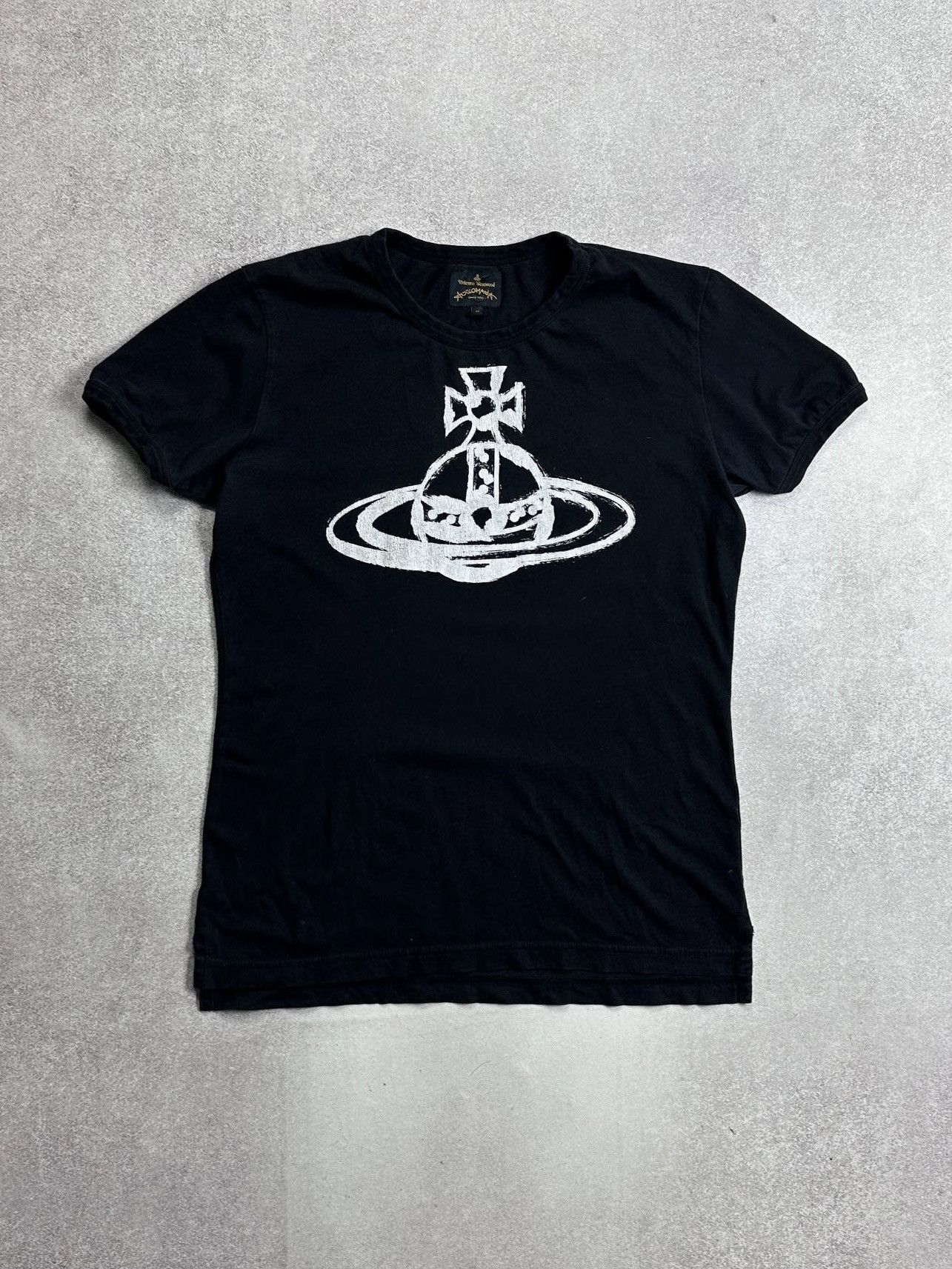 VIVIENNE WESTWOOD T-SHIRT BIG LOGO GRAPHIC DESIGN