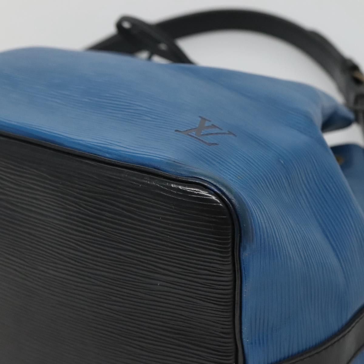 Louis Vuitton LOUIS VUITTON Epi Petit Noe Shoulder Bag Bicolor Black Blue Size ONE SIZE - 9 Thumbnail