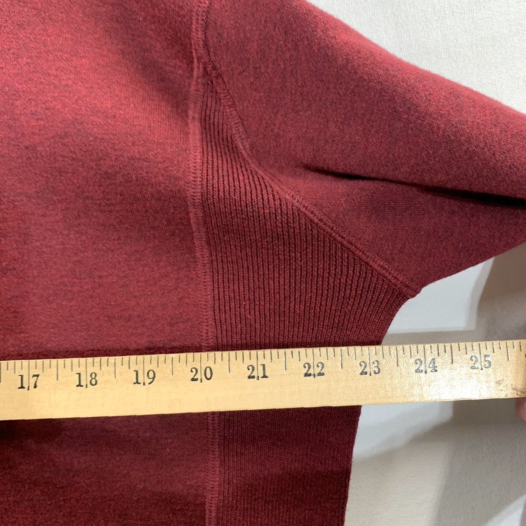Tommy Bahama Tommy Bahama Sweater Mens Adult Large Pullover Crew Neck Long Sleeve Lightweight Silk Blend Red Maroon Casual Logo Size US L / EU 52-54 / 3 - 7 Thumbnail