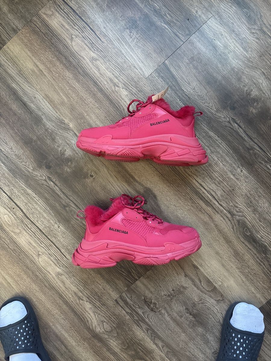 Balenciaga Balenciaga Triple S Red Fur Lined Size 12 Size US 12 / EU 45 - 1 Thumbnail