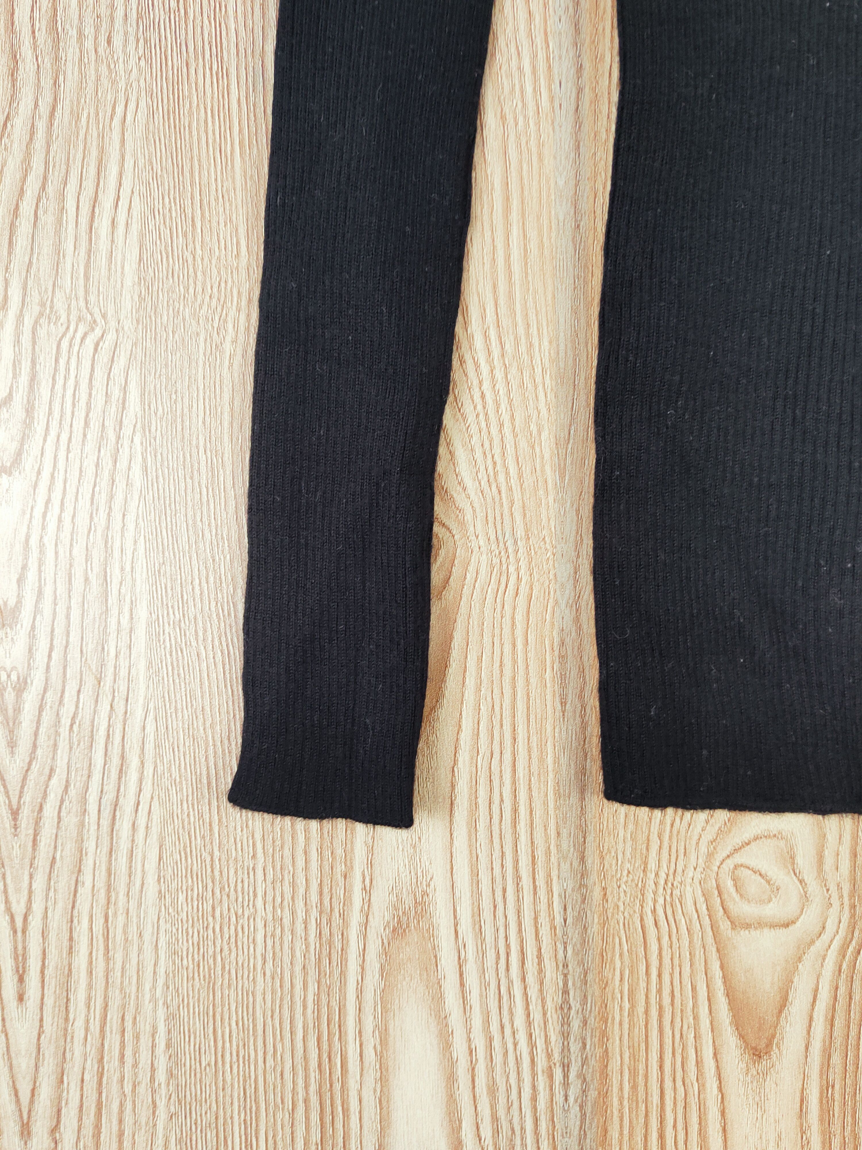 Homespun Knitwear × Japanese Brand × Undercover Uniqlo X Undercover Black Knitwear Sweatshirts #W305 Size M / US 6-8 / IT 42-44 - 4 Thumbnail