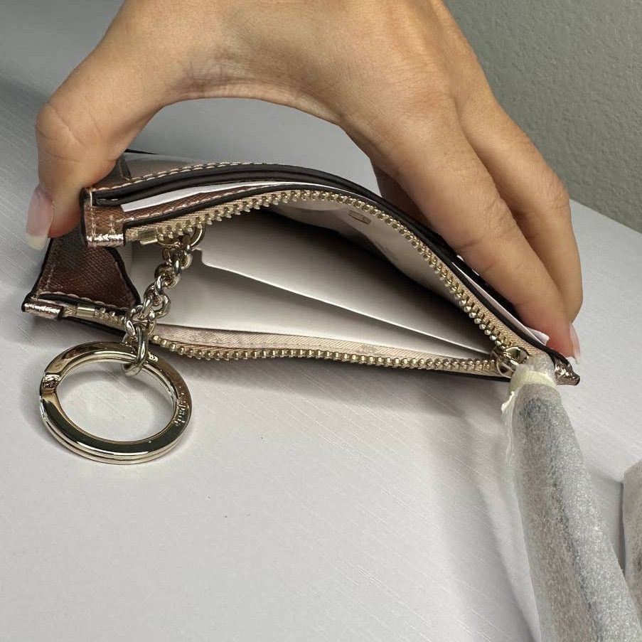 Kate Spade Kate Spade Wristlet ID window Card Holder Metallic Rose gold Size ONE SIZE - 3 Thumbnail