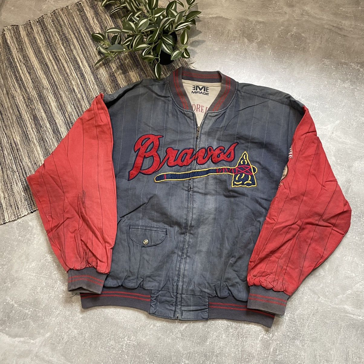 Vintage Atlanta Braves Mirage Vintage Bomber jacket 1991 distress