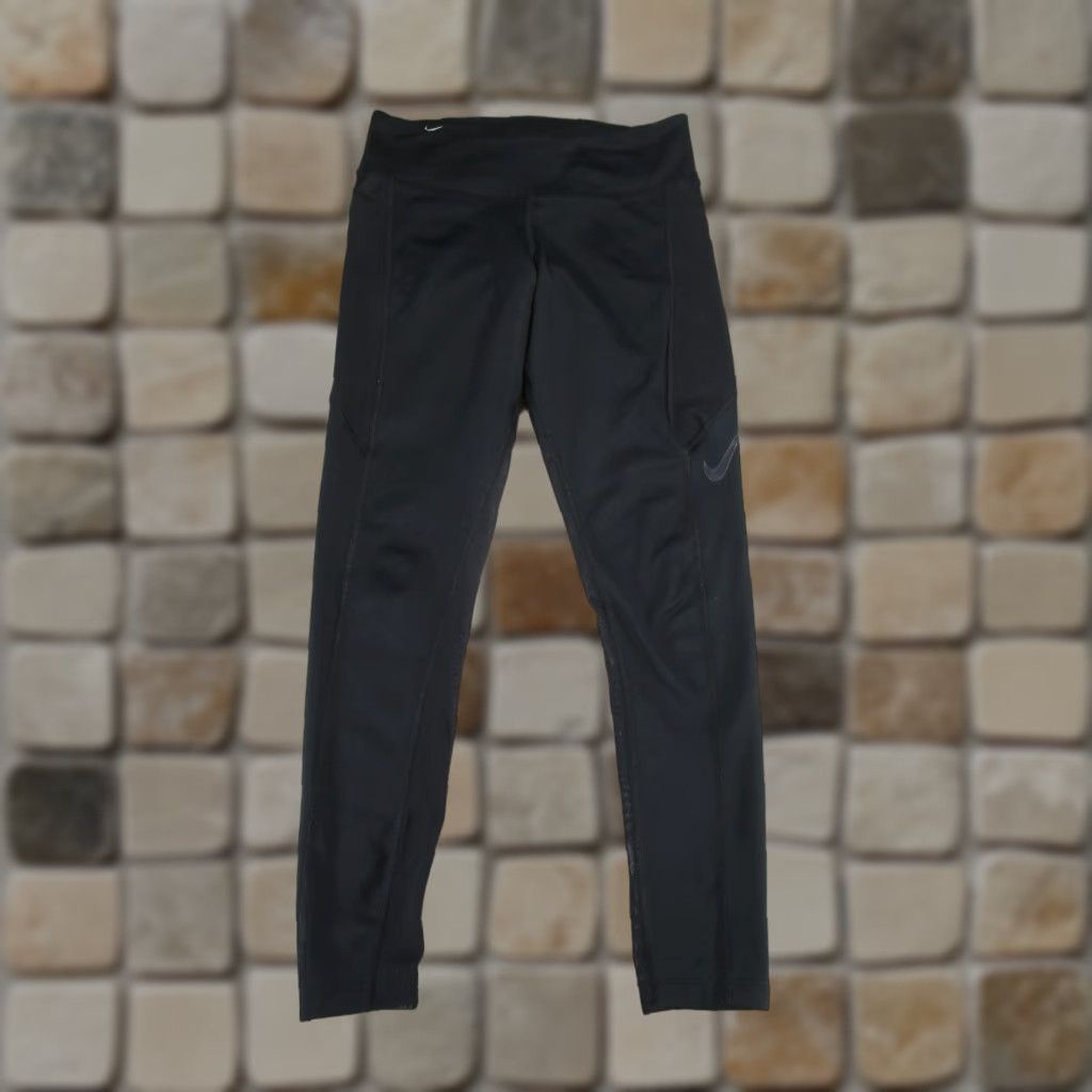 Nike Nike Leggings Women Medium Black Cropped Athletic Style Athleisure Gym Training Running Yoga Womens Size 32" / US 10 / IT 46 - 1 Thumbnail