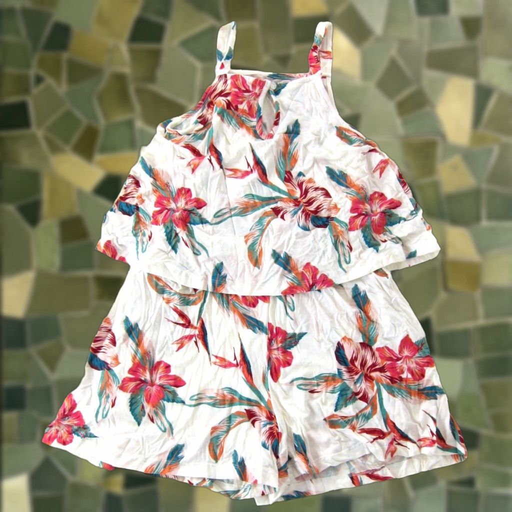 Vintage NWT ROXY Floral Pocket Jersey Stretch Shorts Romper M Women Pink White Green Orange Pattern Sleeveless One-Piece Style Romper Mens Womens Girls Size M / US 6-8 / IT 42-44 - 1 Thumbnail