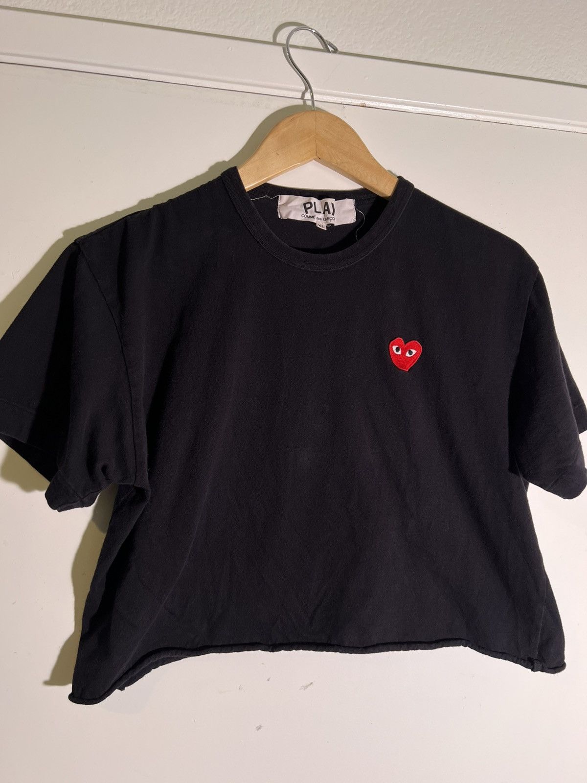 Comme des Garcons Commes des Garçon CDG Heart Play Logo Cropped Top Tee ...