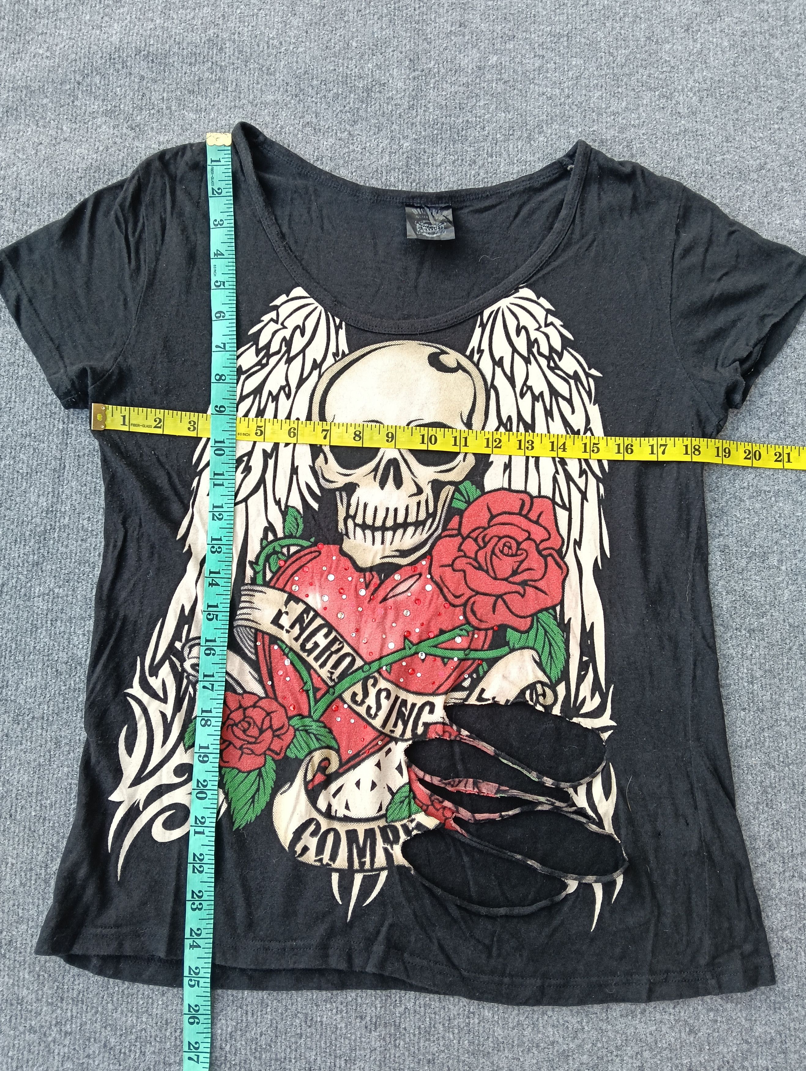 Affliction Distressed Skull women Tshirt. Size M / US 6-8 / IT 42-44 - 5 Thumbnail