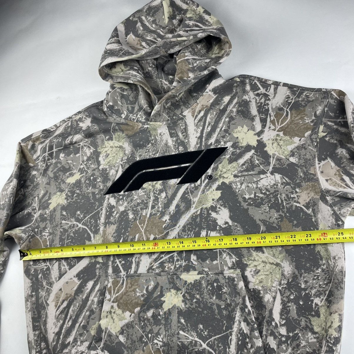 Formula 1 Formula 1 Hoodie Men Size XL Racing Sweater Camo Chenille Size US XL / EU 56 / 4 - 8 Thumbnail