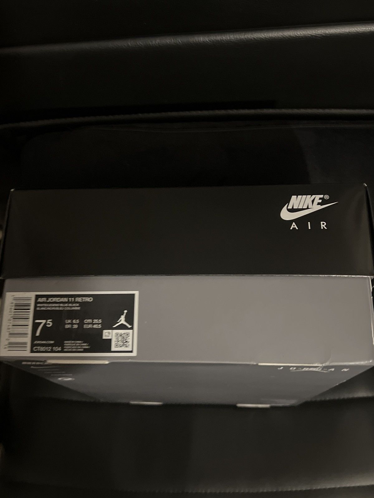 Jordan Brand Air Jordan 11 retro Size US 7.5 / EU 40-41 - 7 Thumbnail