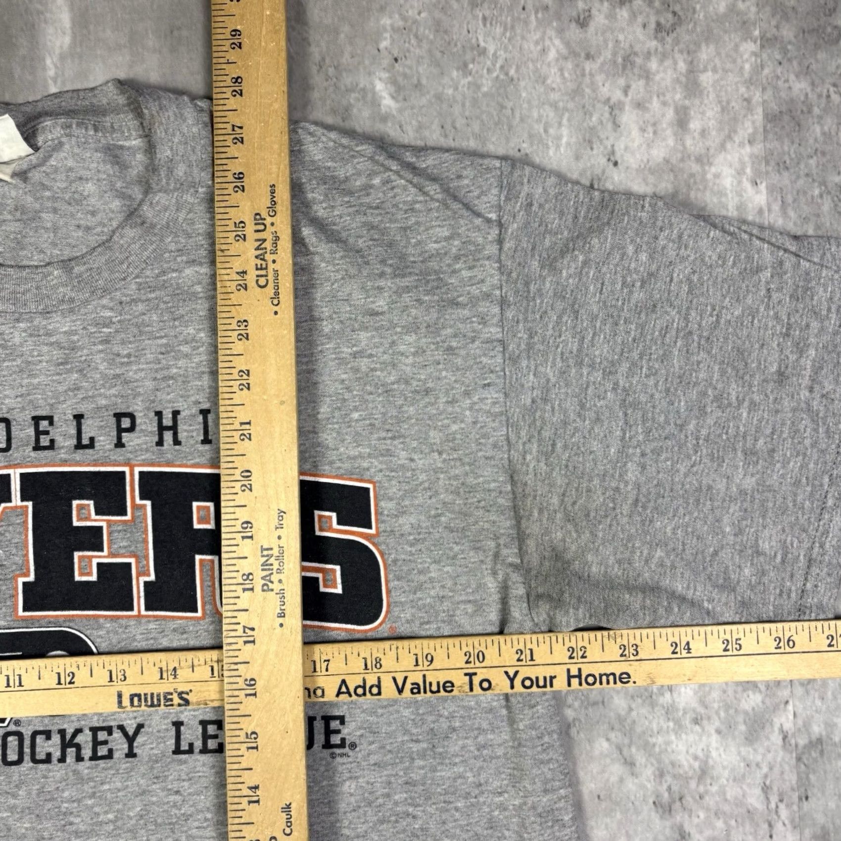 Lee VINTAGE Lee Philadelphia Flyers 90s T-Shirt XL Gray Crew Neck Short Sleeve Men Sports NHL Golf? Size US XL / EU 56 / 4 - 7 Thumbnail