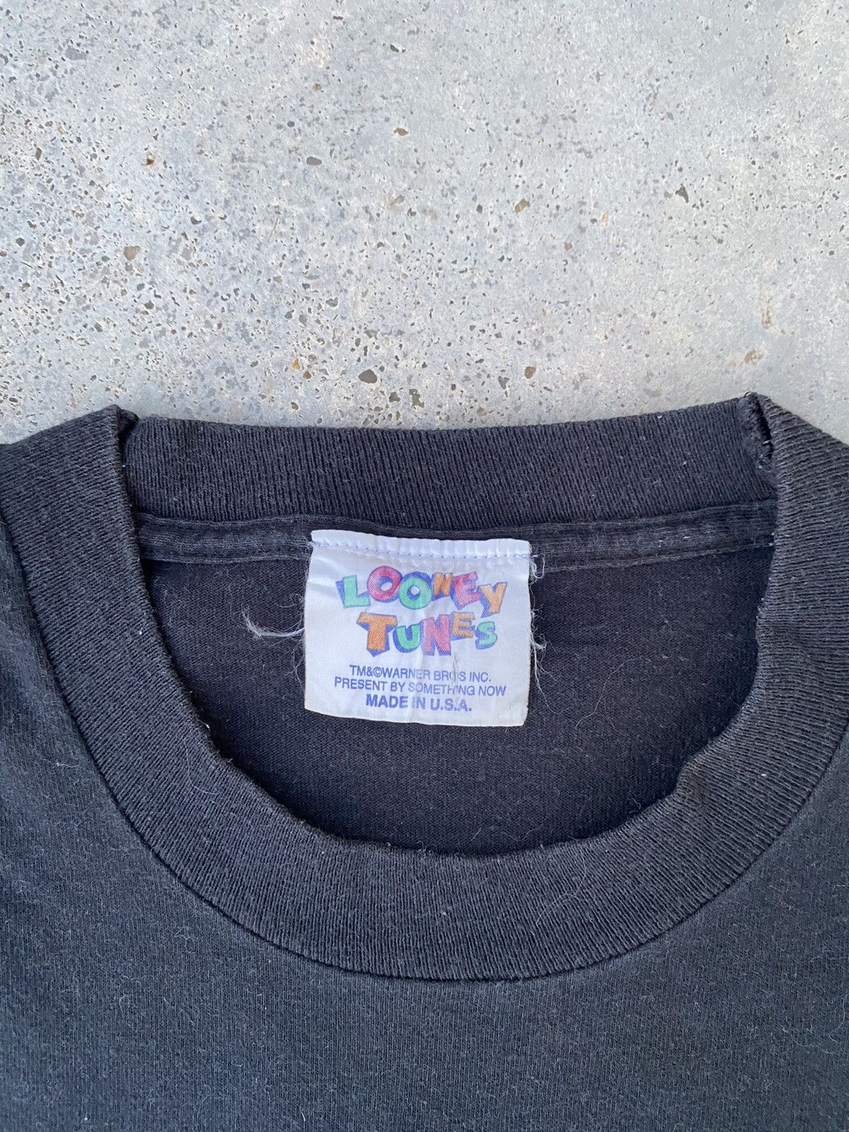 Vintage Vintage 90’s Looney Tunes Soccer League Tees Size US L / EU 52-54 / 3 - 7 Thumbnail
