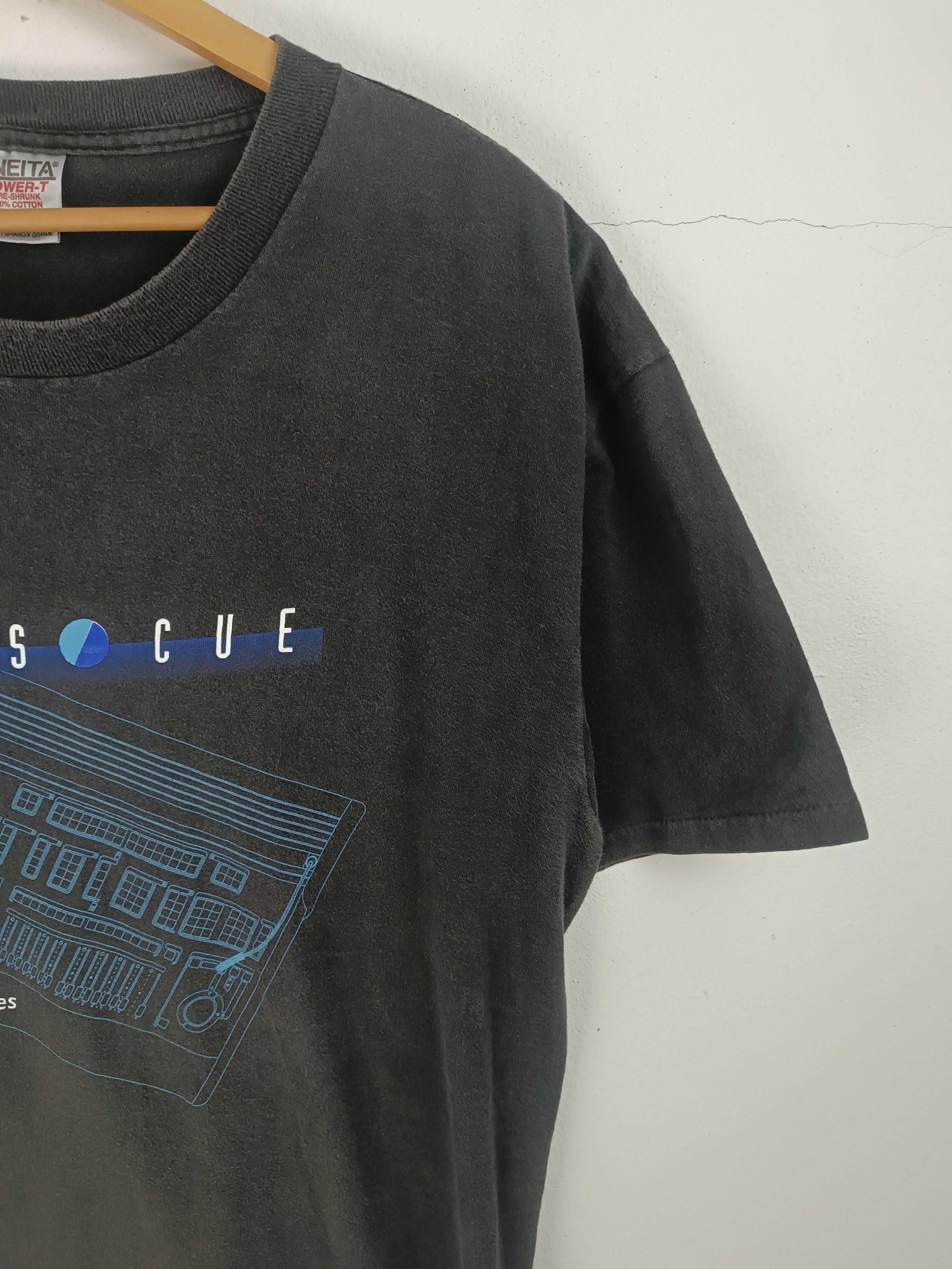 Microsoft VINTAGE 90'S STATUS CUE LIGHTFACTOR PC GEEK HARDWARE TEE Size US XL / EU 56 / 4 - 6 Thumbnail