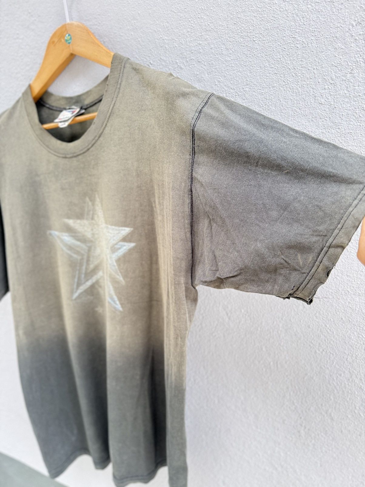 Vintage Thrashed Vintage 90s Dallas Cowboys 3D Star Pro Player Tee Size US L / EU 52-54 / 3 - 8 Thumbnail
