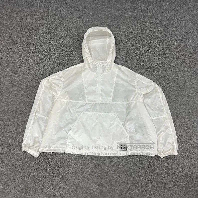 Versace Versace White ripstop plaid hooded jacket Size XL / US 12-14 / IT 48-50 - 1 Thumbnail