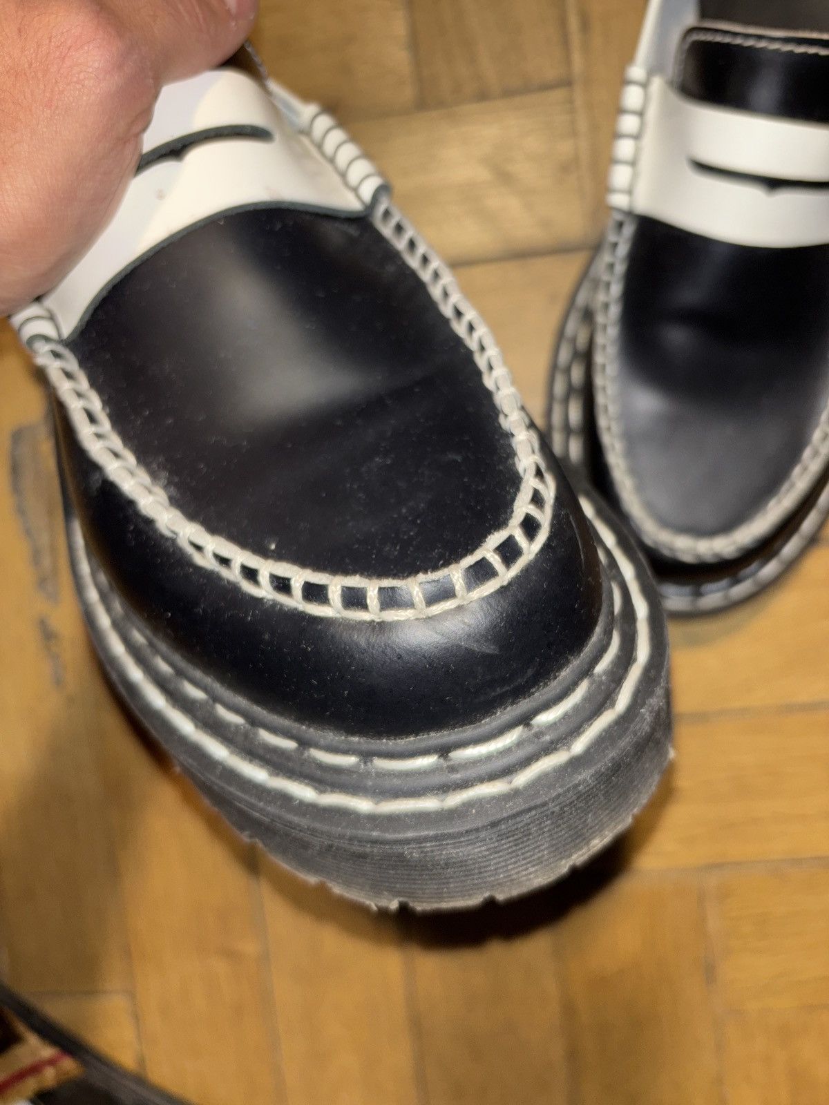 Dr. Martens Dr. Martens Loafer Size US 7 / EU 40 - 4 Thumbnail