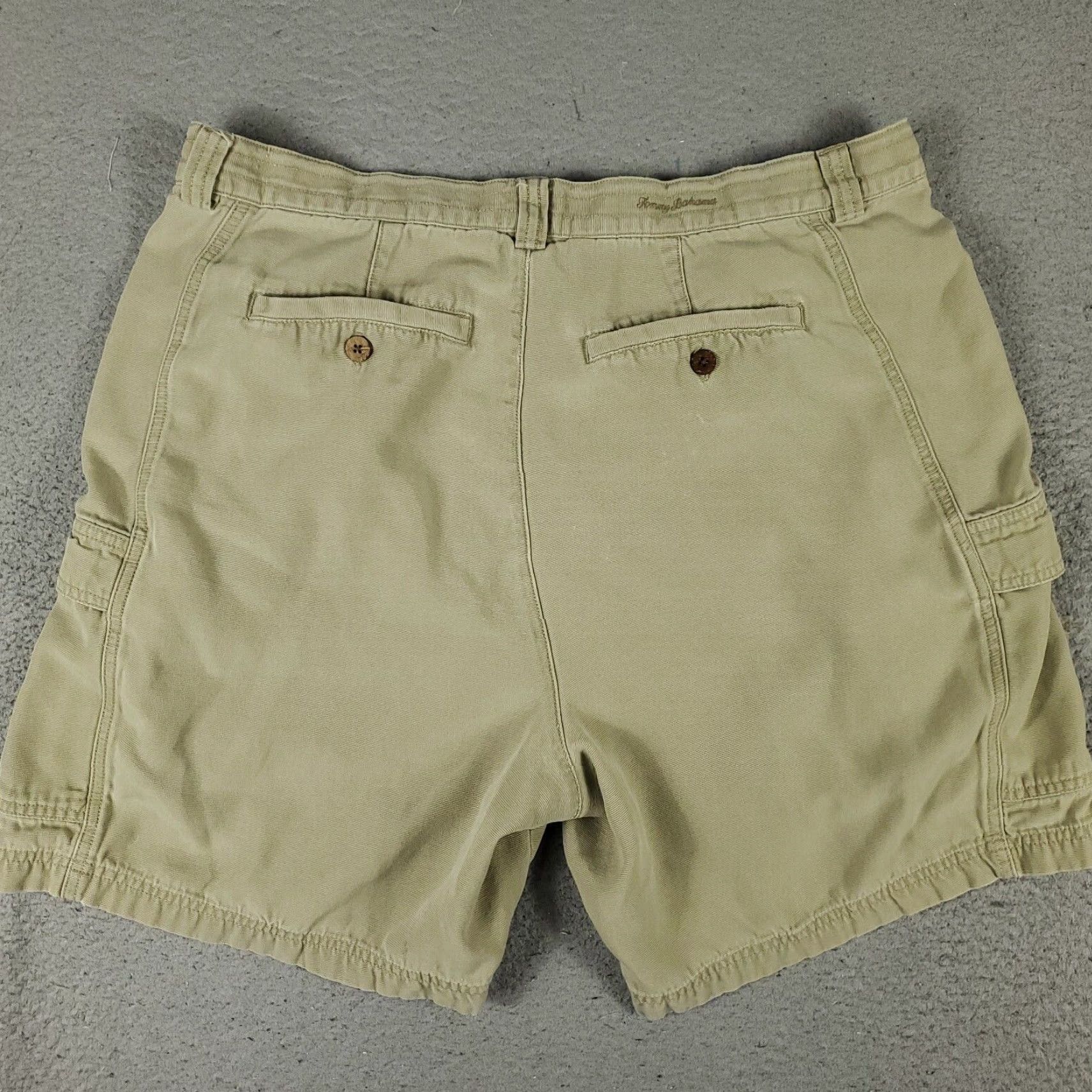 Tommy Bahama VINTAGE Tommy Bahama Cargo Shorts Mens 38 Beige Outdoor Hiking Camping Fall Summer Outdoor Mens Size US 38 / EU 54 - 7 Thumbnail