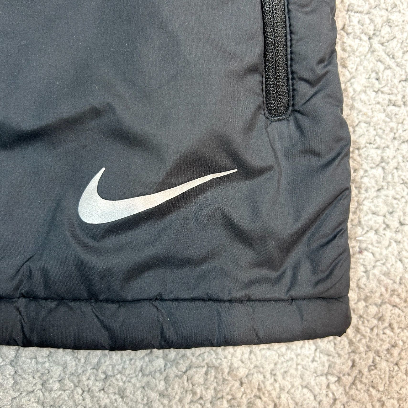 Nike Nike Vest Mens XL Black Aerolayer Thermal Quilted Full Zip Sleeveless Running Size US XL / EU 56 / 4 - 3 Thumbnail