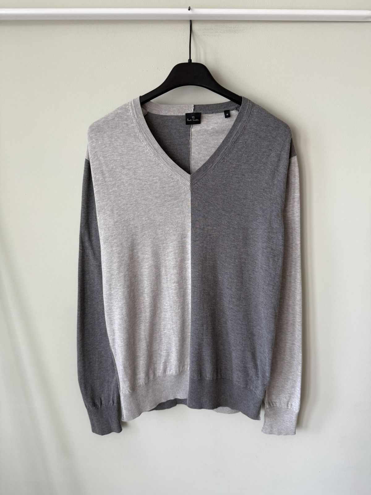 Paul Smith Paul Smith v neck vintage jumper Size US M / EU 48-50 / 2 - 1 Thumbnail