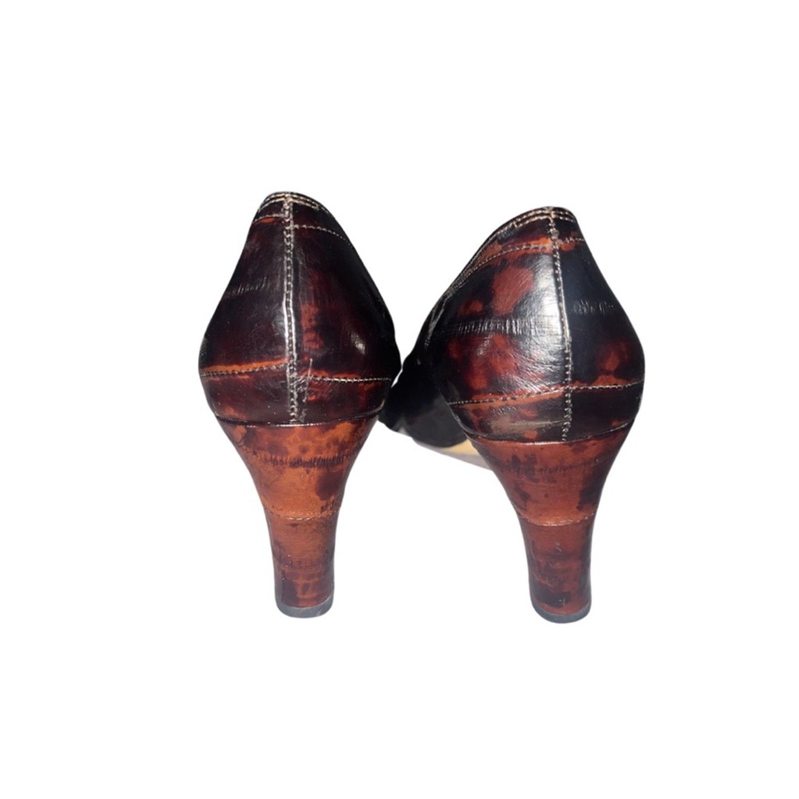 VANELI Italian Leather pointed toe pumps heels Career Office Shoes Size US 7 / IT 37 - 3 Thumbnail