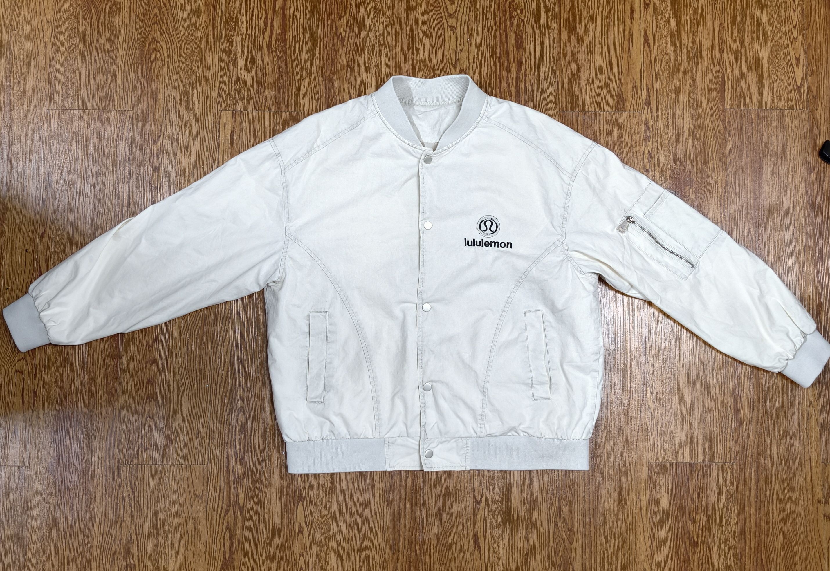 Lululemon Lululemon bomber Size US XL / EU 56 / 4 - 1 Thumbnail