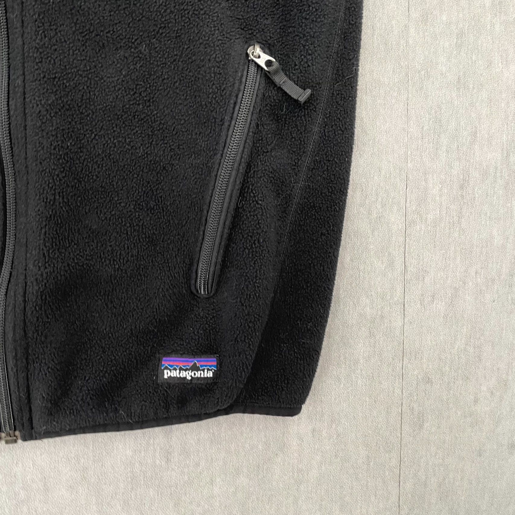 Patagonia VINTAGE Patagonia Vest Adult Small Black Synchilla Fleece Full Zip Men S Size US S / EU 44-46 / 1 - 3 Thumbnail