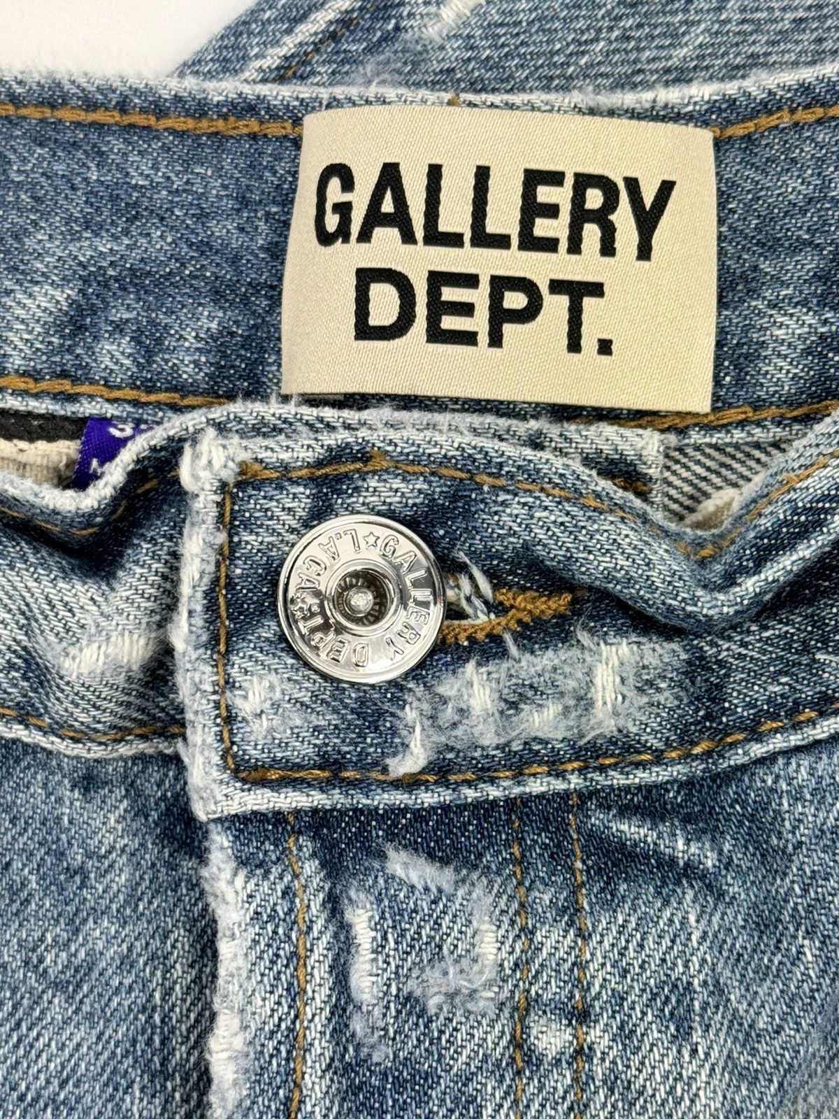 Gallery Dept. EXTRA 5001 LOGO PRINT DISTRESSED JEANS Size US 32 / EU 48 - 4 Thumbnail