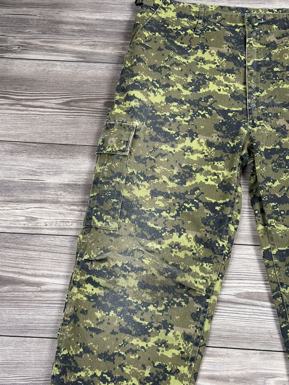 Vintage Digi Camo Cargo Pants Size US 38 / EU 54 - 4 Thumbnail
